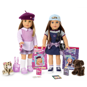 '90s Twins Isabel™ & Nicki™ Gift Set (Historical Characters)