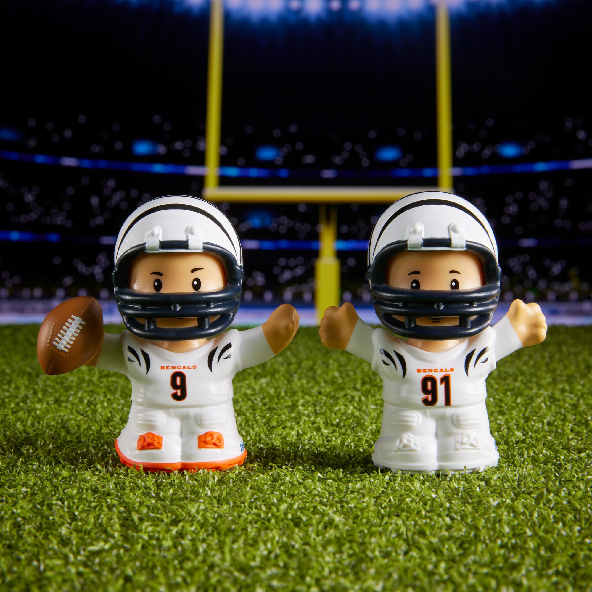 Little People Collector Cincinnati Bengals Alternate Jersey Figure Set - Image 3