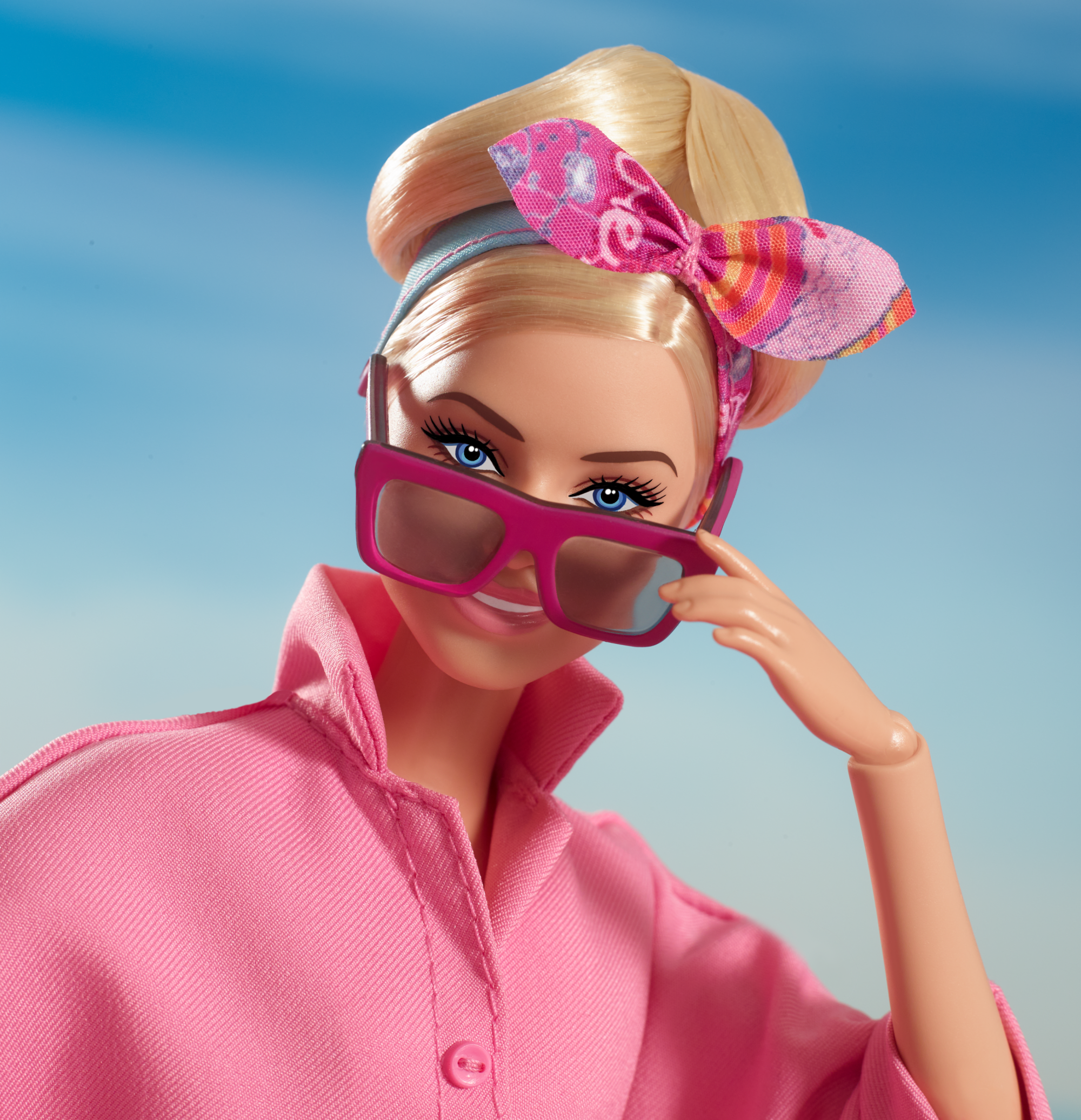 Barbie Film Poupée de Collection Barbie. Margot Robbie. Combin. - Image 2