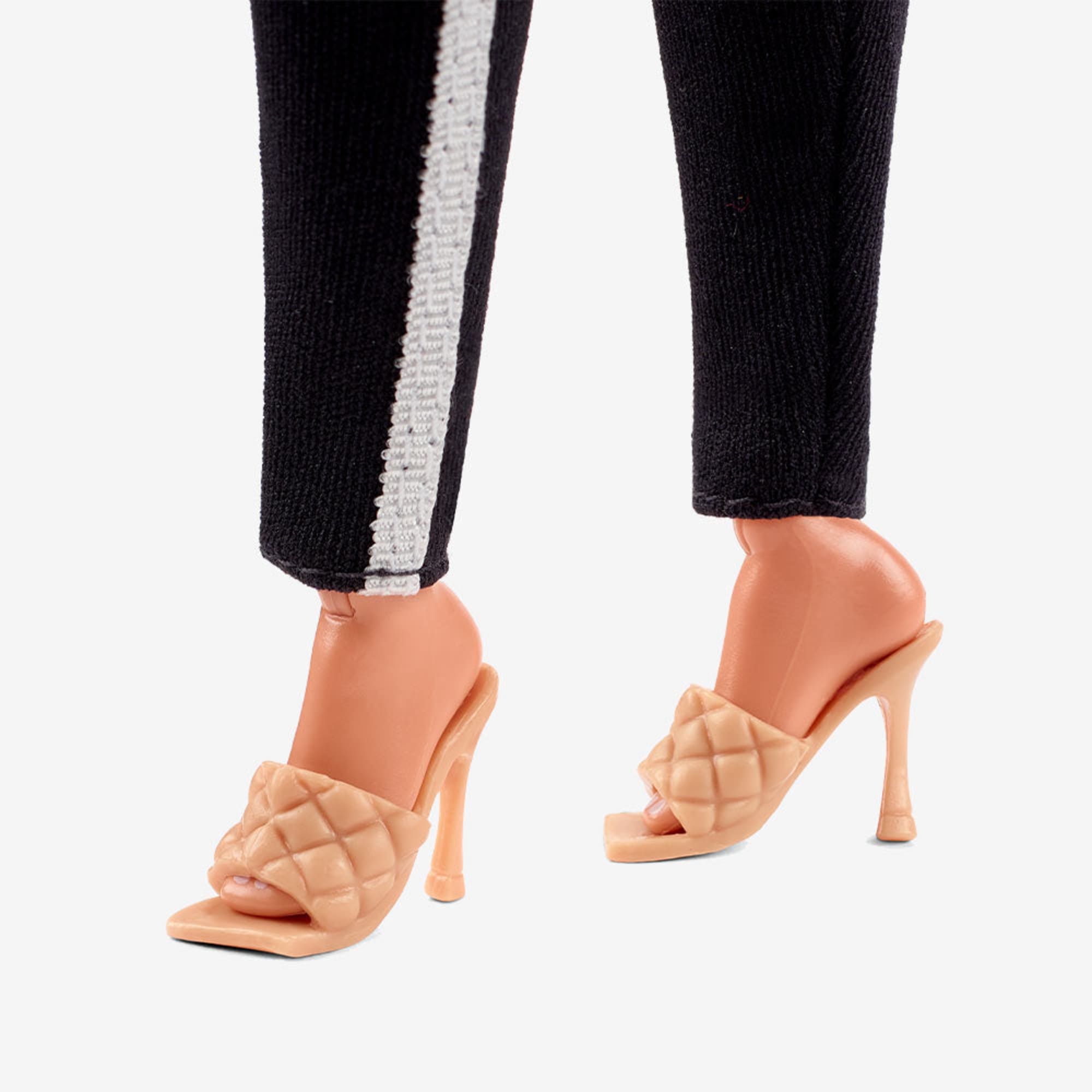 Barbie @BarbieStyle Doll 3 - Image 5