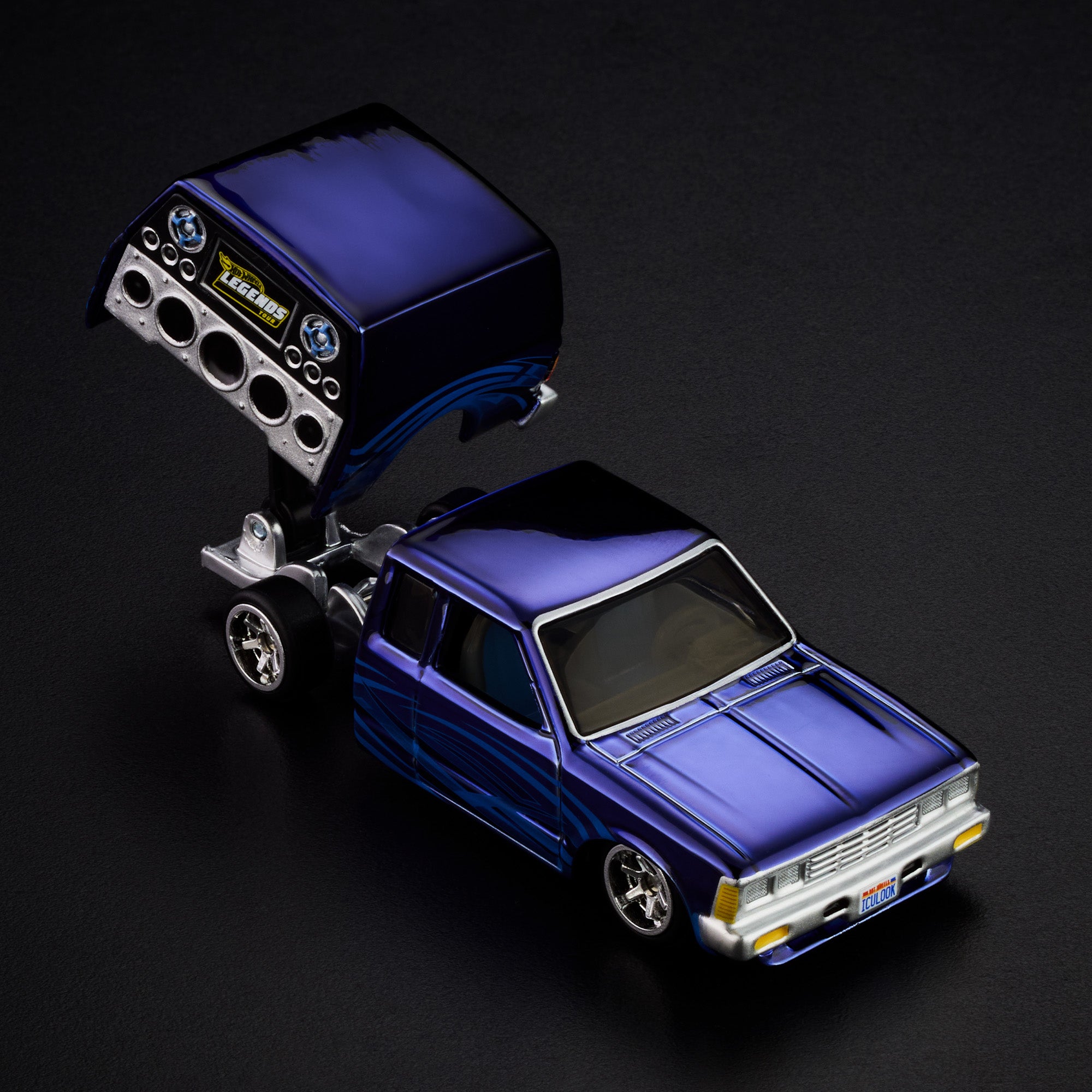 Hot Wheels RLC Exclusive 1986 Nissan 720 King Cab - Image 12