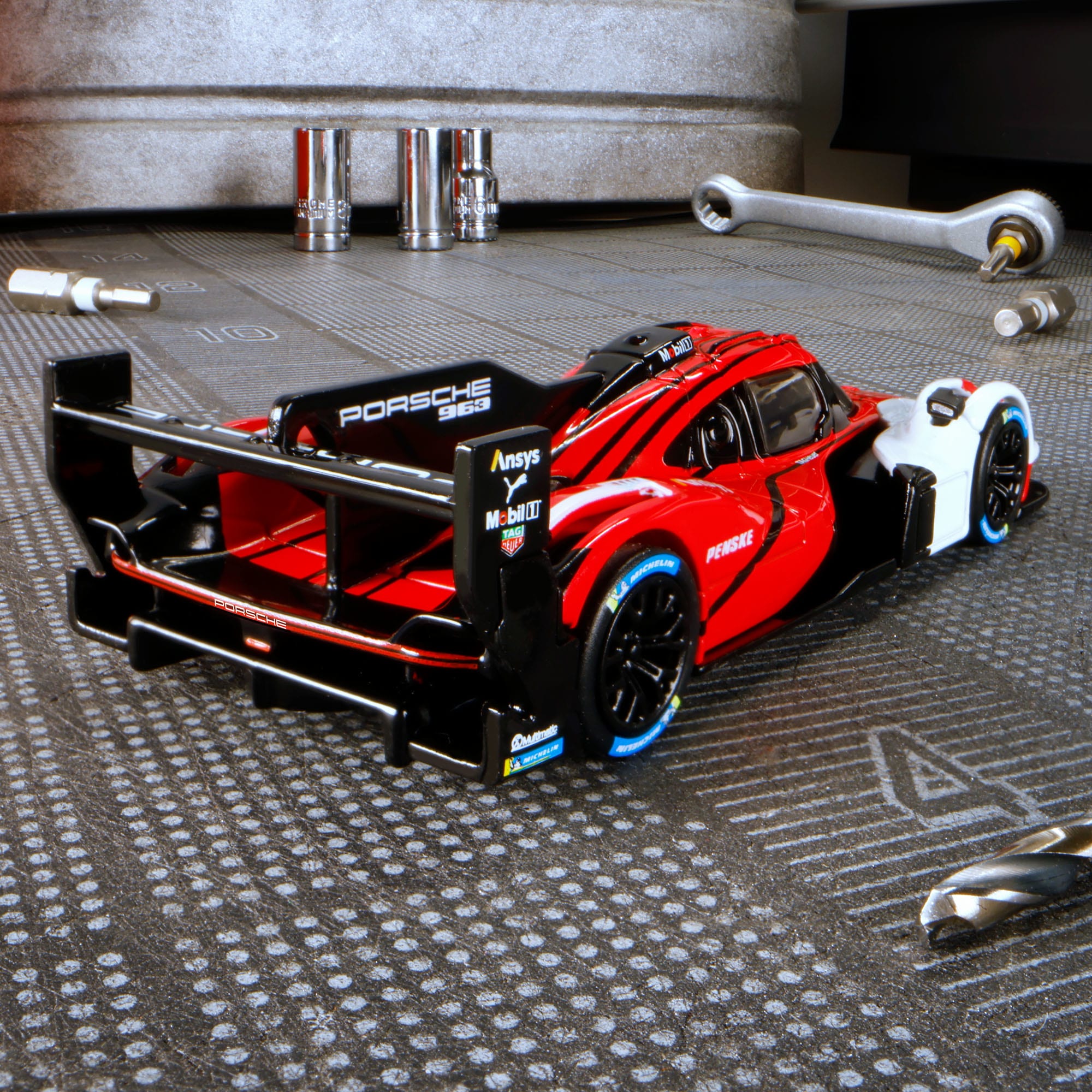 Hot Wheels Elite 64 Porsche 963 - Image 13