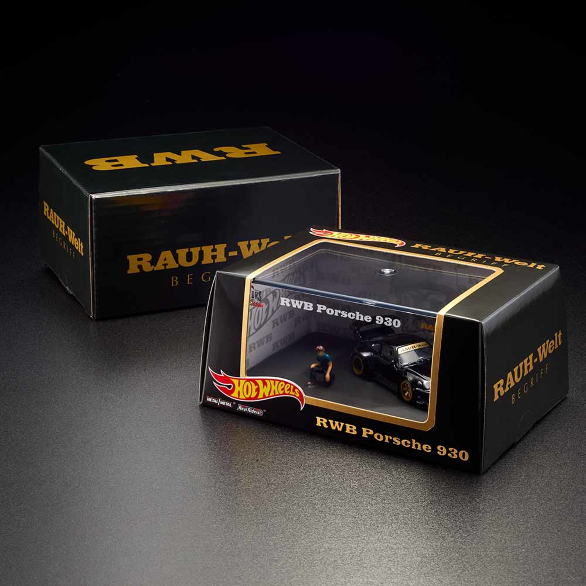Hot Wheels RLC Exclusive RWB Porsche 930 w/ Akira Nakai Figurine - Image 2