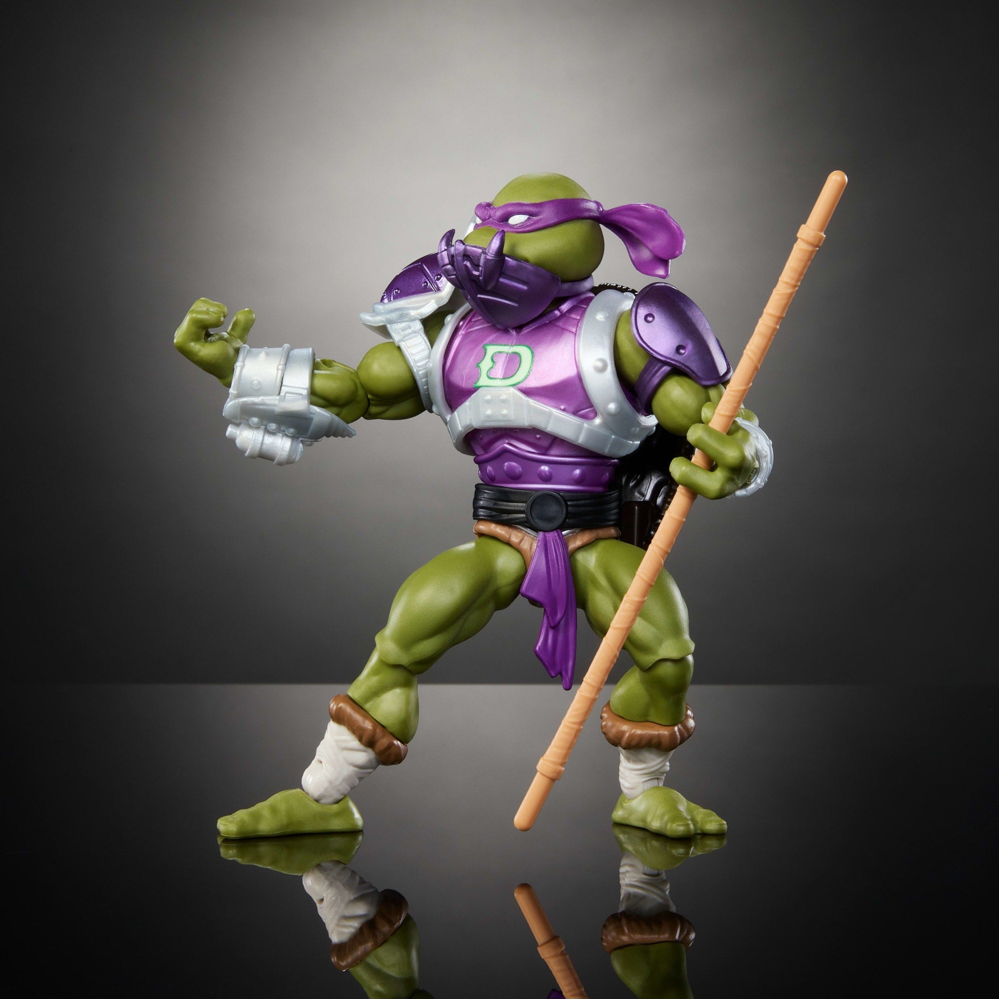 Masters of the Universe Turtles of Grayskull Figura de Acción Donatello de 5.5 pulgadas - Image 4
