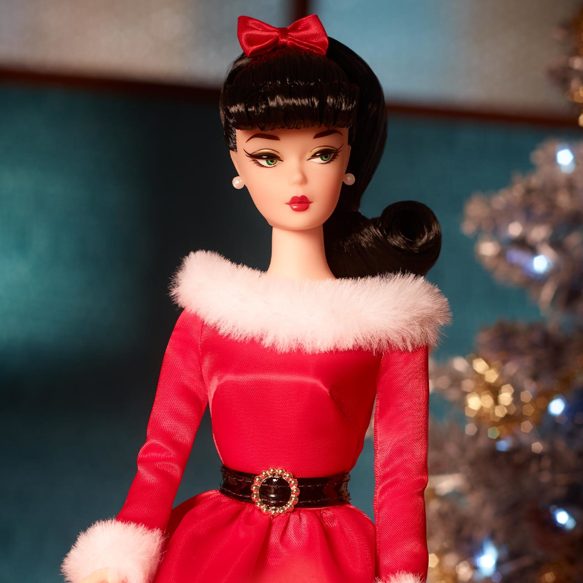 Barbie 12 Days of Christmas Doll and Accessories - Image 3