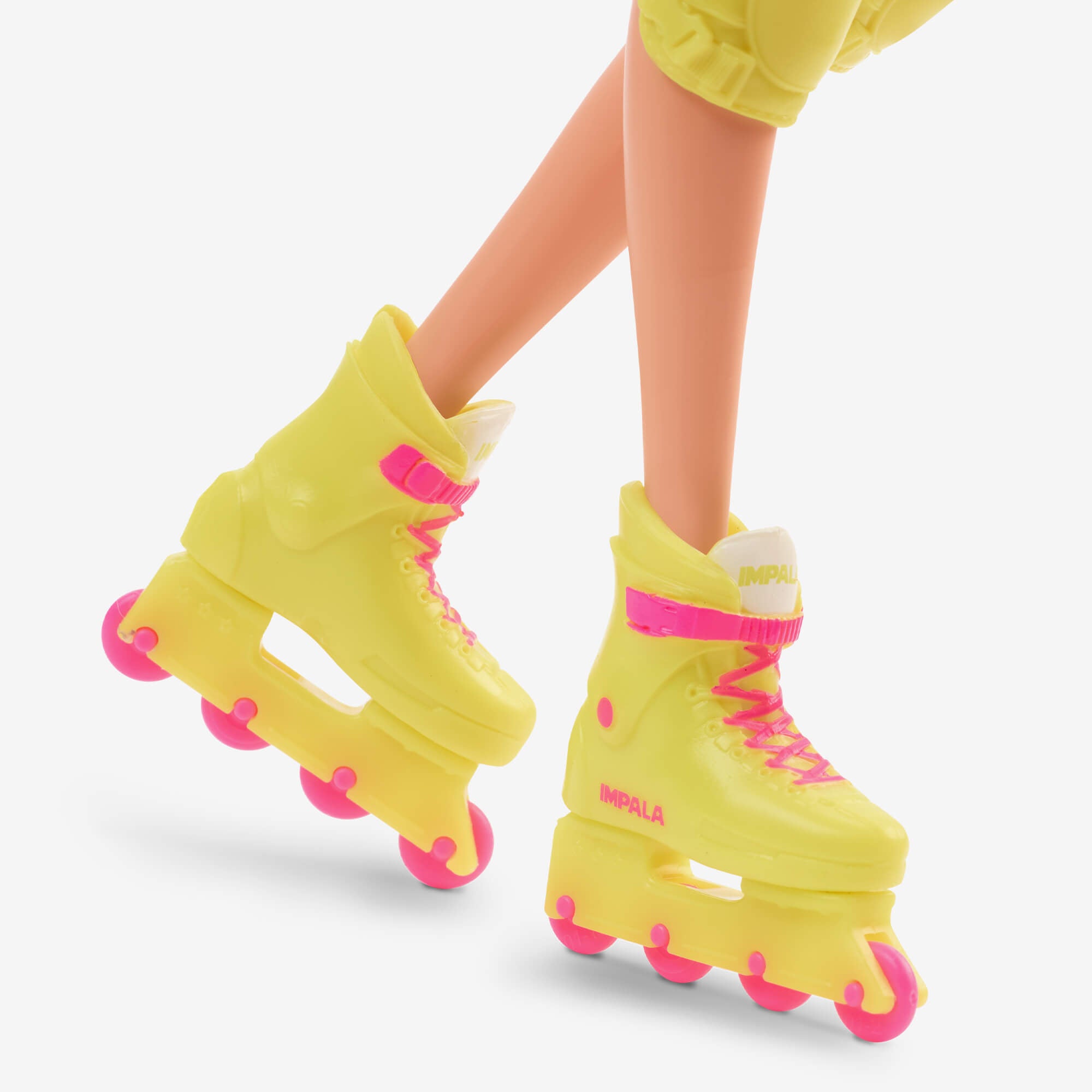 Barbie in Inline Skating Outfit – Barbie The Movie - Image 5