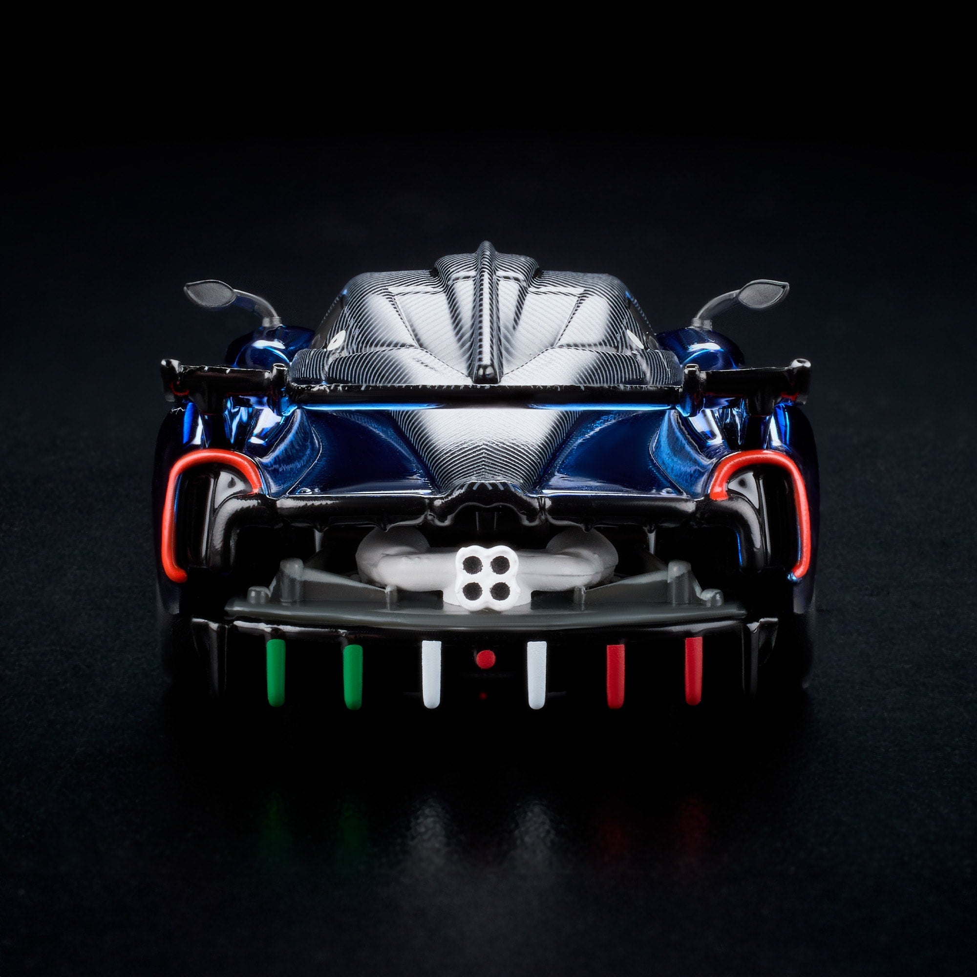Hot Wheels RLC Exclusive 2021 Pagani Huayra R - Image 9