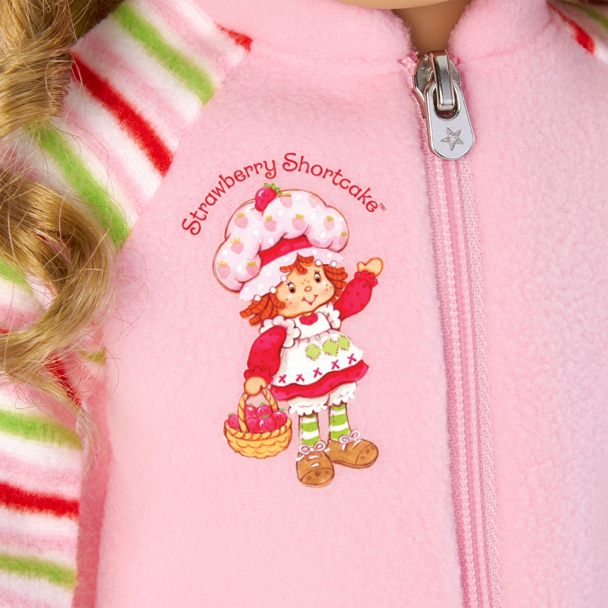 Courtney's™ Strawberry Shortcake™ Sleepover Bundle (Historical Characters) - Image 6