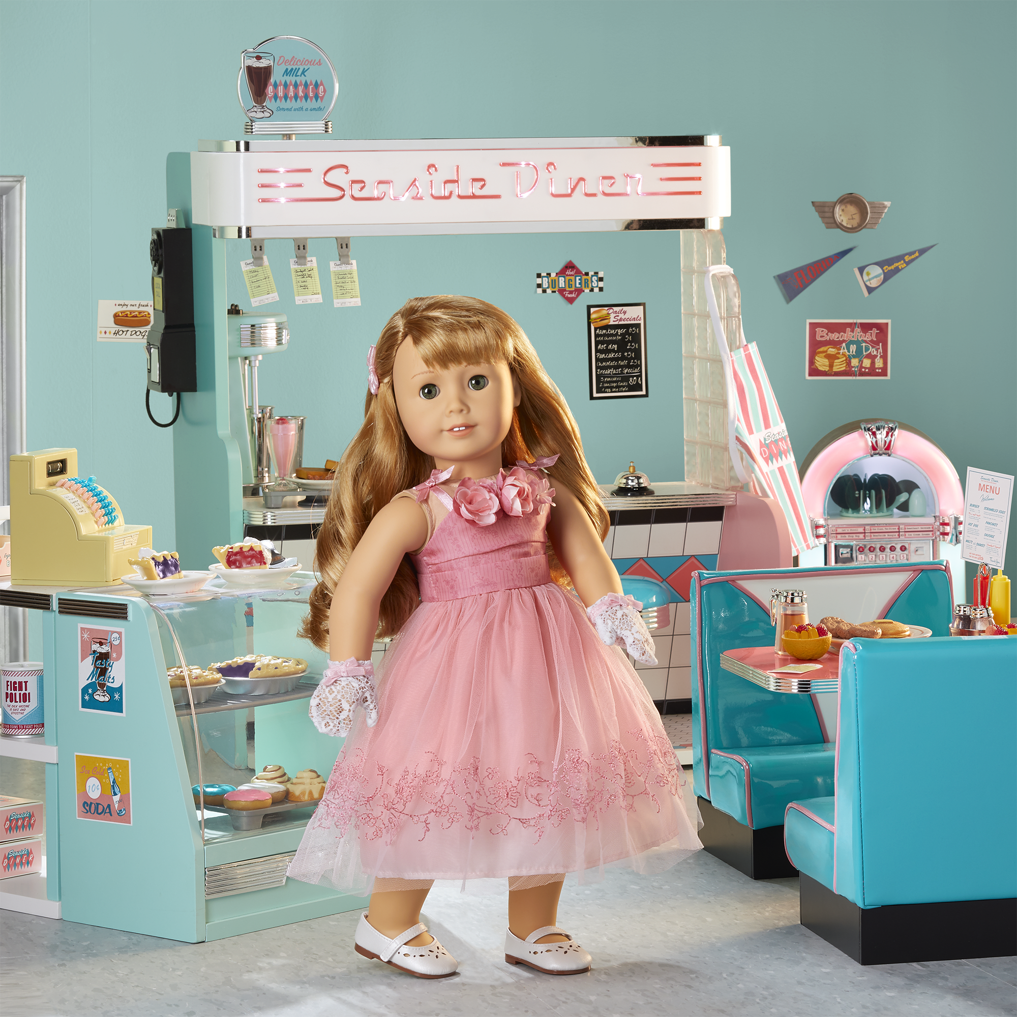 Maryellen's™ Seaside Diner Bakery Case for 18-inch Dolls (Historical Characters) - Image 8