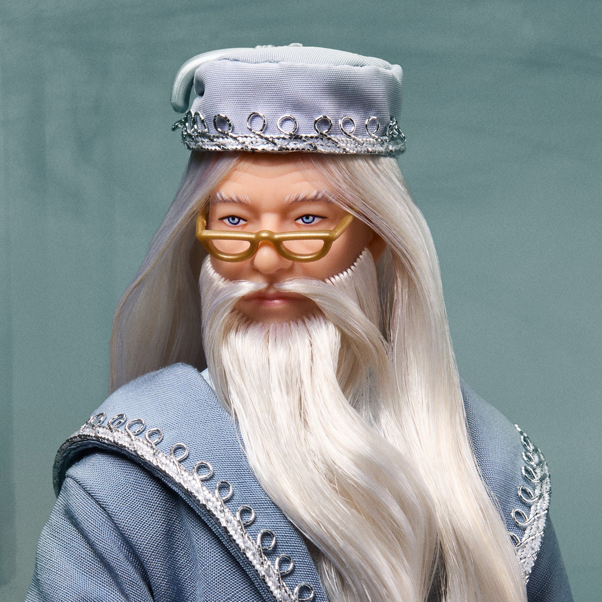 Harry Potter Design Collection – Albus Dumbledore Doll - Image 3