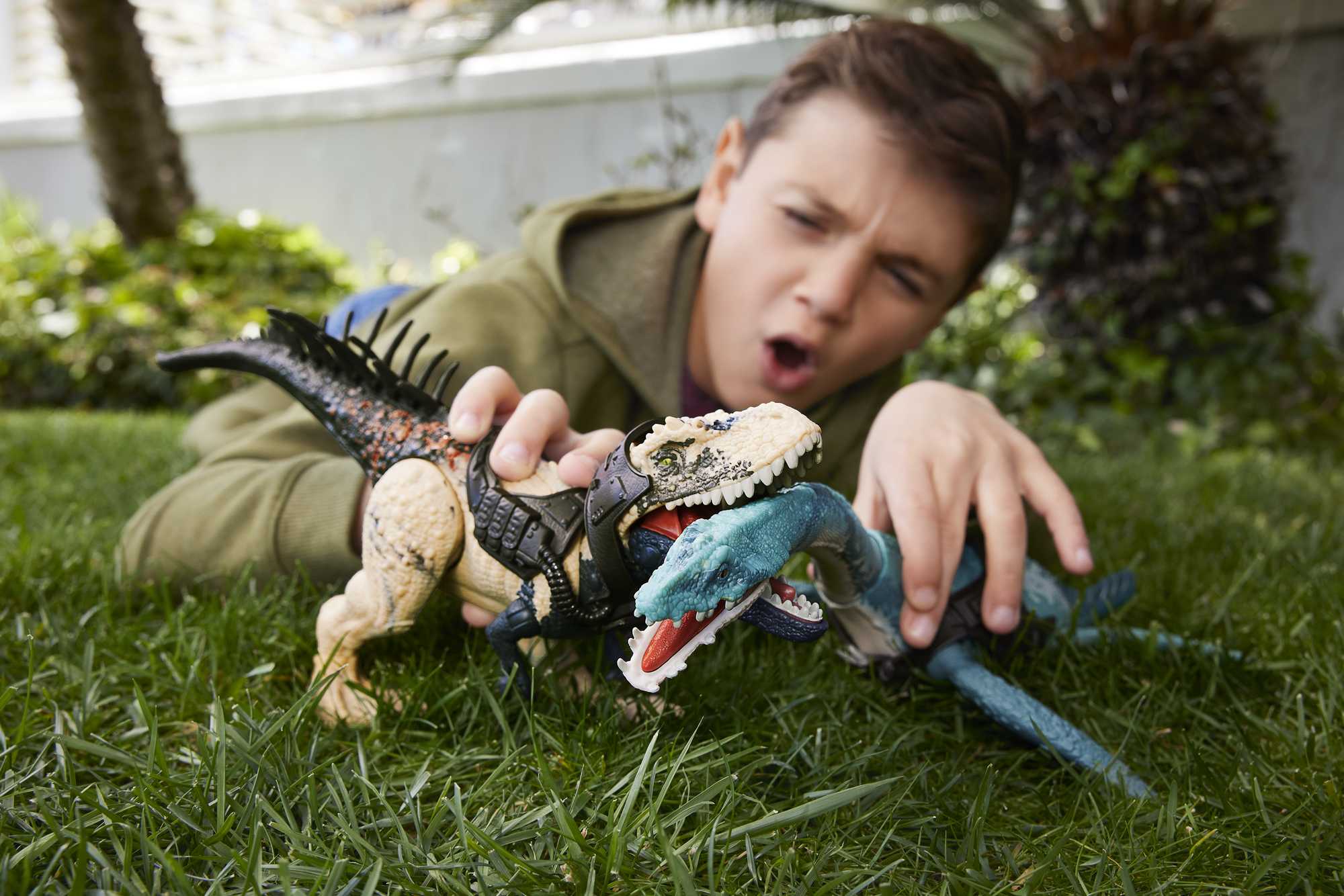 Jurassic World Dinosaurio de Juguete Rastreadores Gigantes - Image 2