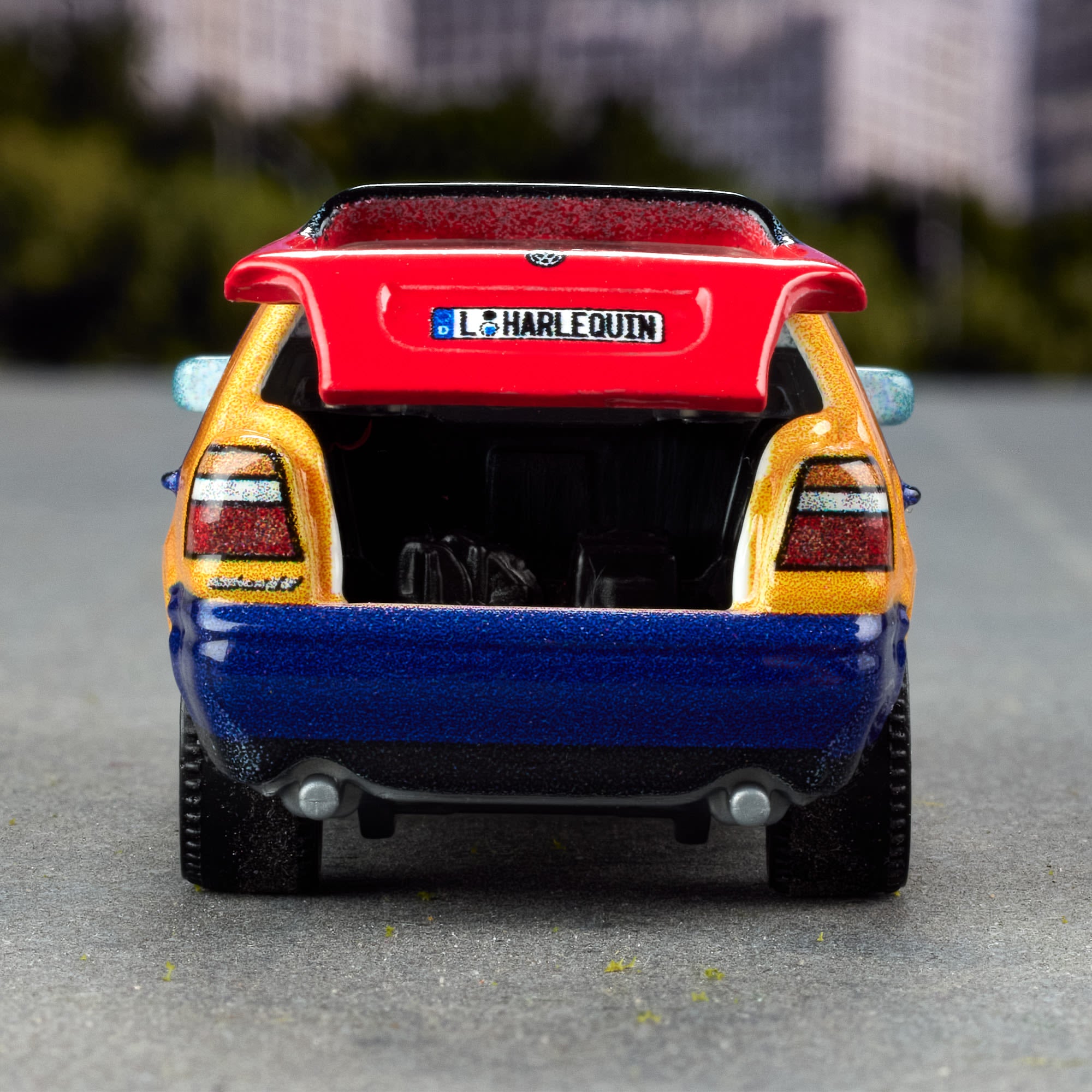 Matchbox 1995 Volkswagen Golf Harlequin - Image 8