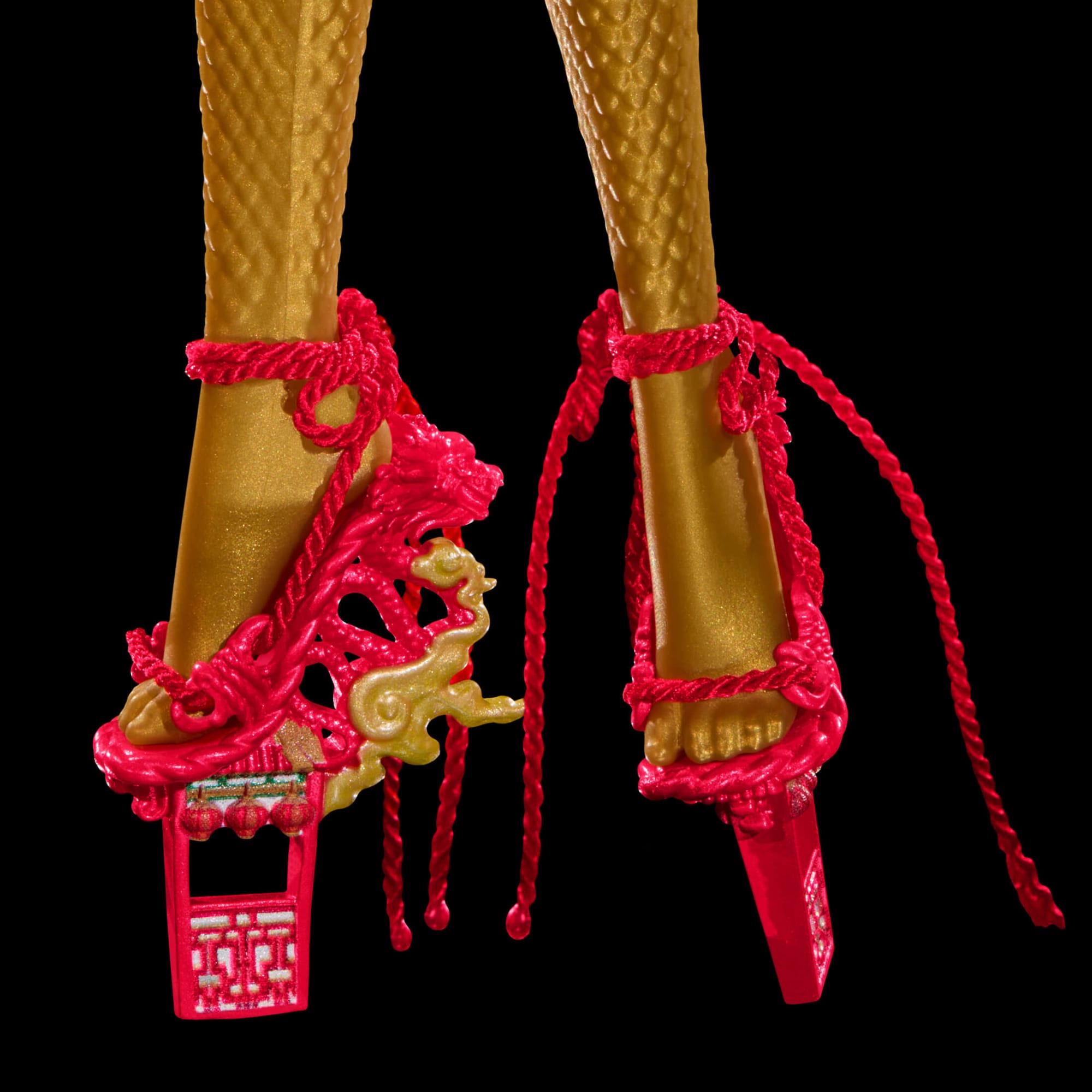 Monster High 2024 Fang Vote Jinafire Long Doll - Image 4