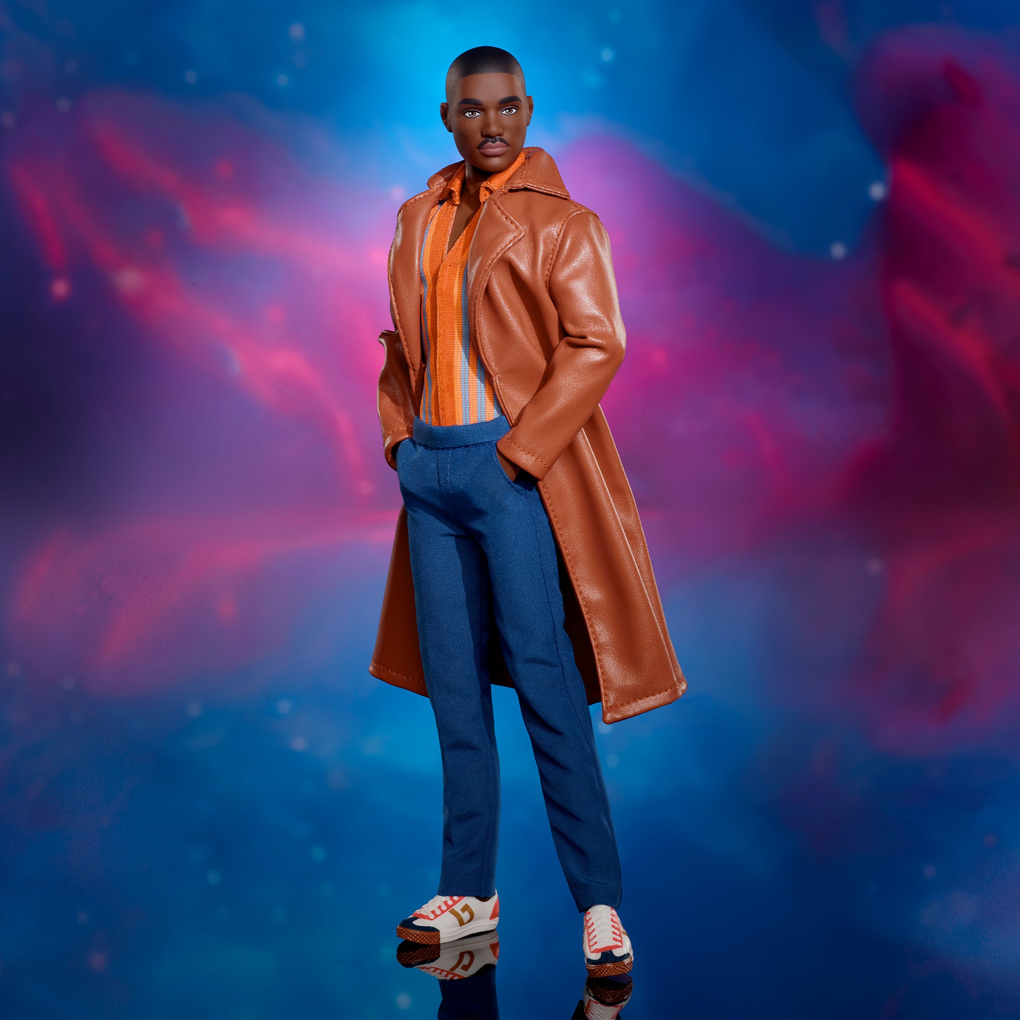 Barbie The Fifteenth Doctor Barbie Doll - Image 6