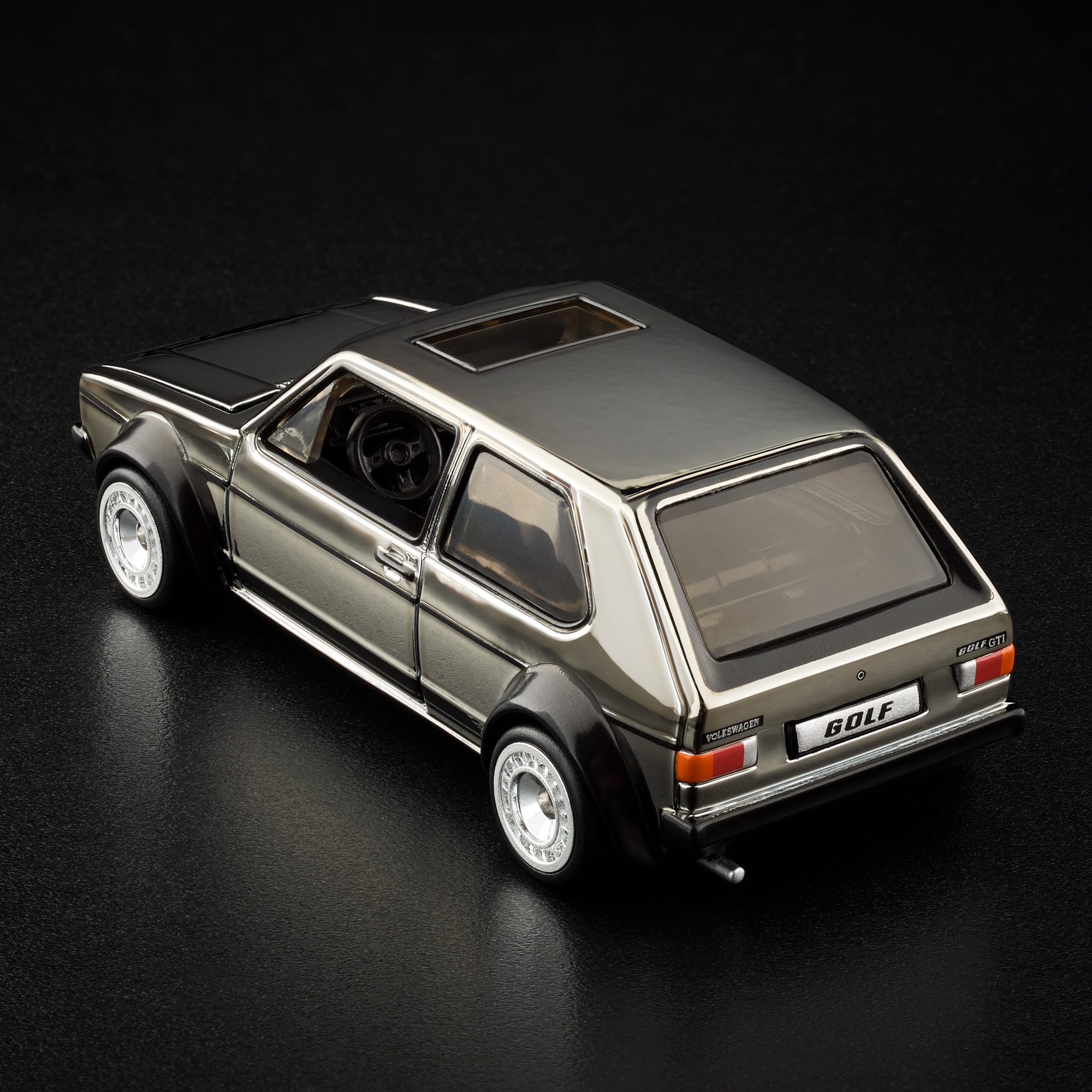 Hot Wheels RLC Exclusive 1976 Volkswagen Golf Mk1 GTI - Image 6