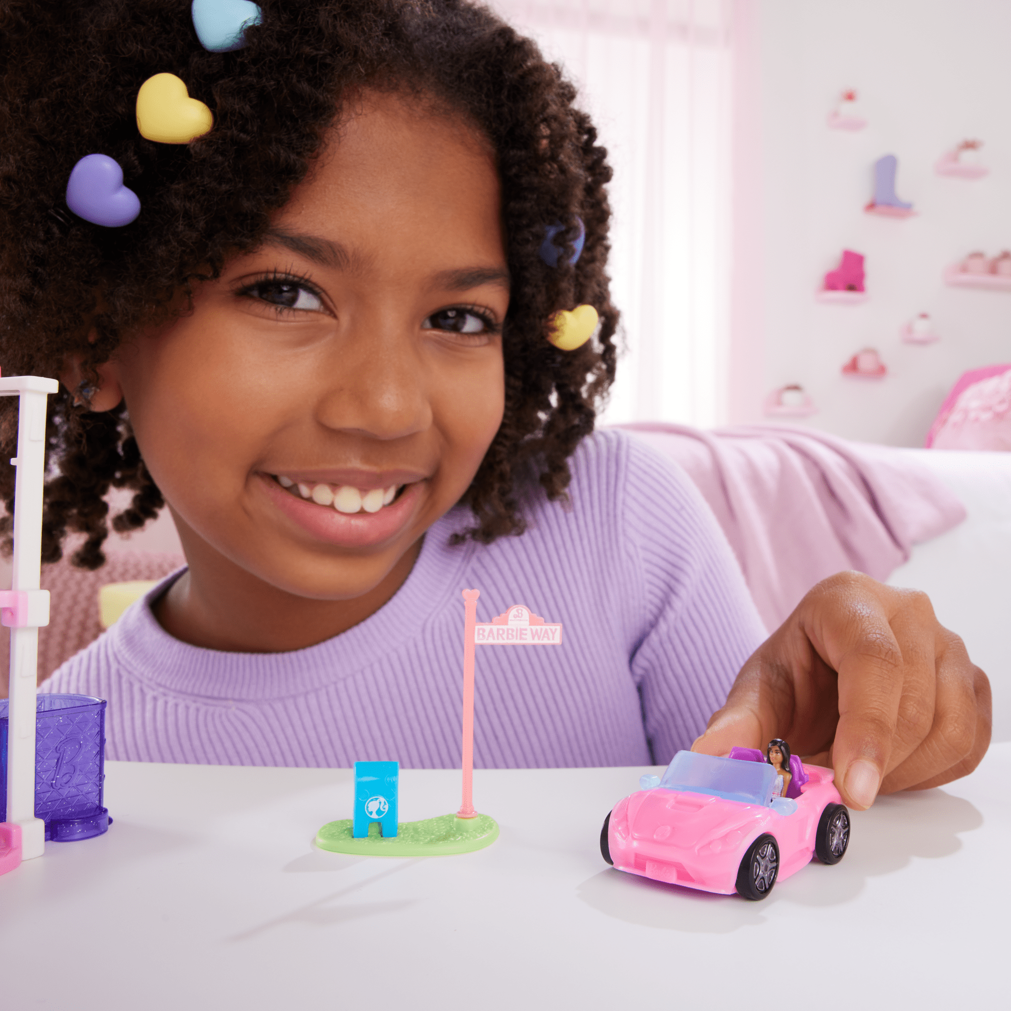 Barbie Mini BarbieLand Vehículo para Muñecas Convertible Rosa - Image 2