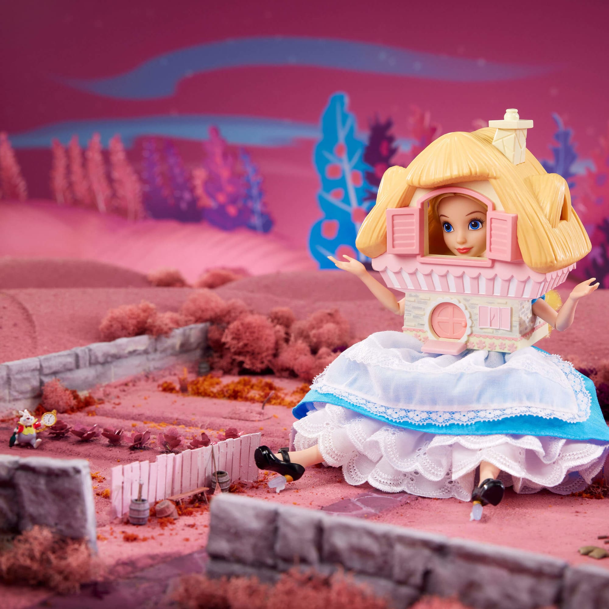 Disney Collector Alice in Wonderland Doll - Image 8