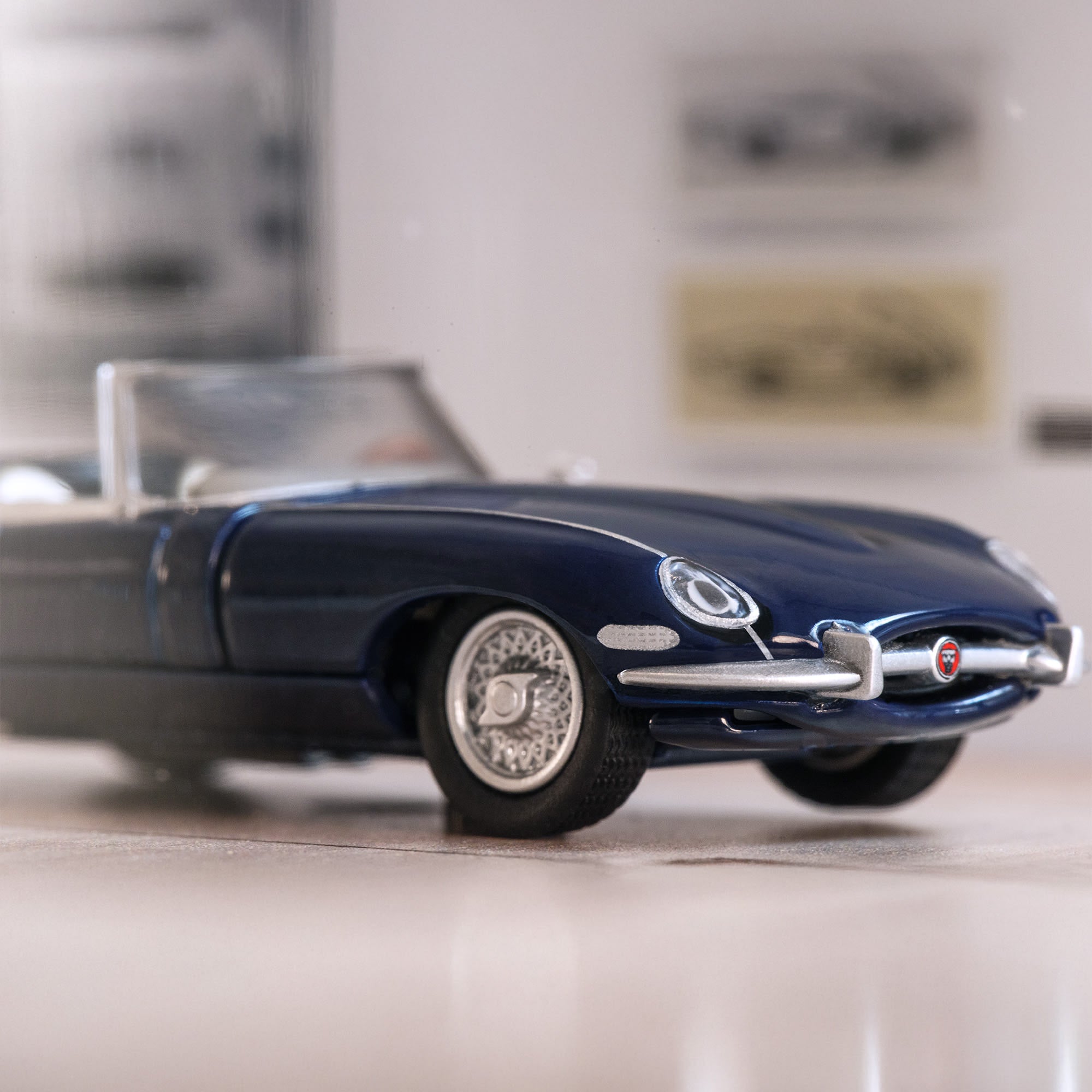 Hot Wheels x MoMA Jaguar E-Type Roadster - Image 3