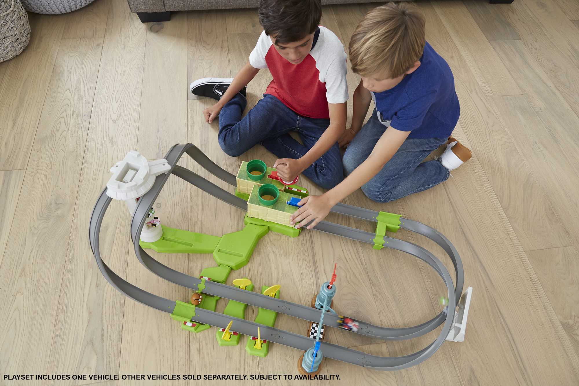Hot Wheels Mario Kart Circuit Lite Track Set - Image 2