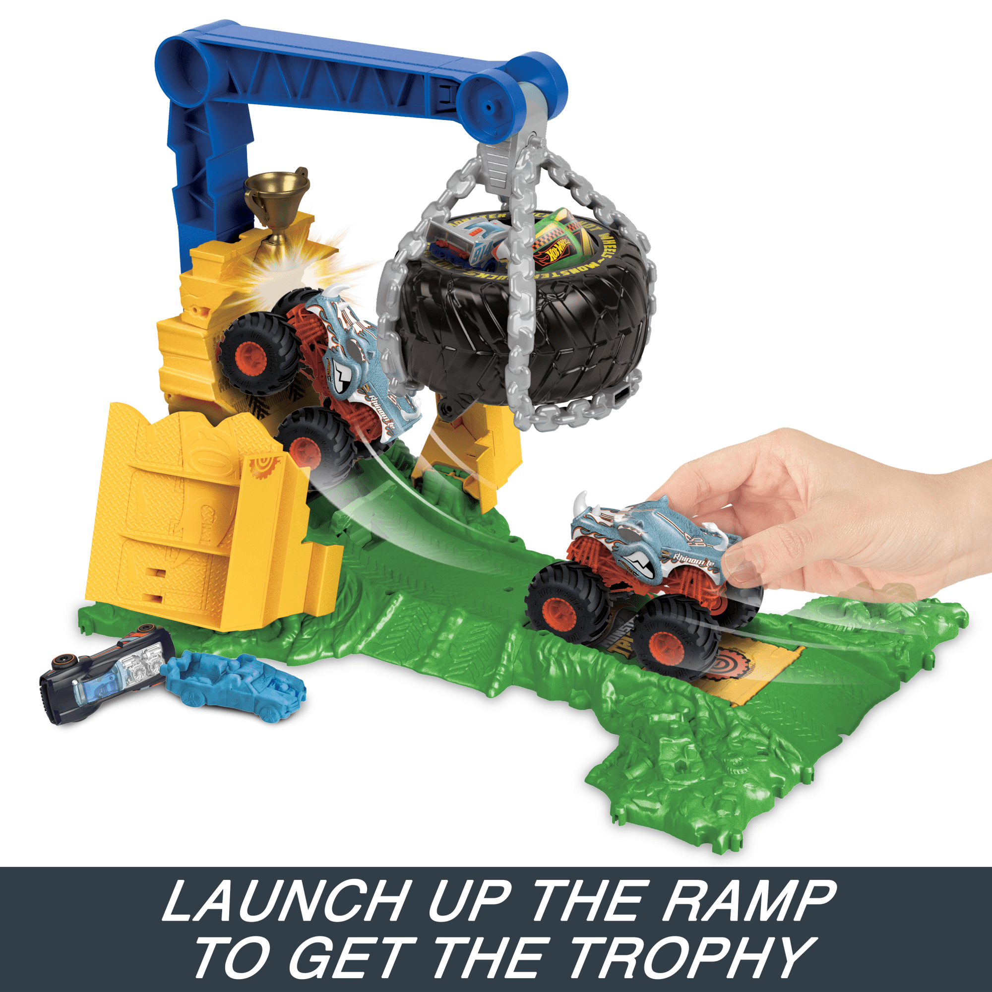 Hot Wheels Monster Trucks Rhinomite Chargin' Challenge Playset With 1 Toy Truck & 2 Crushed Cars - Image 2