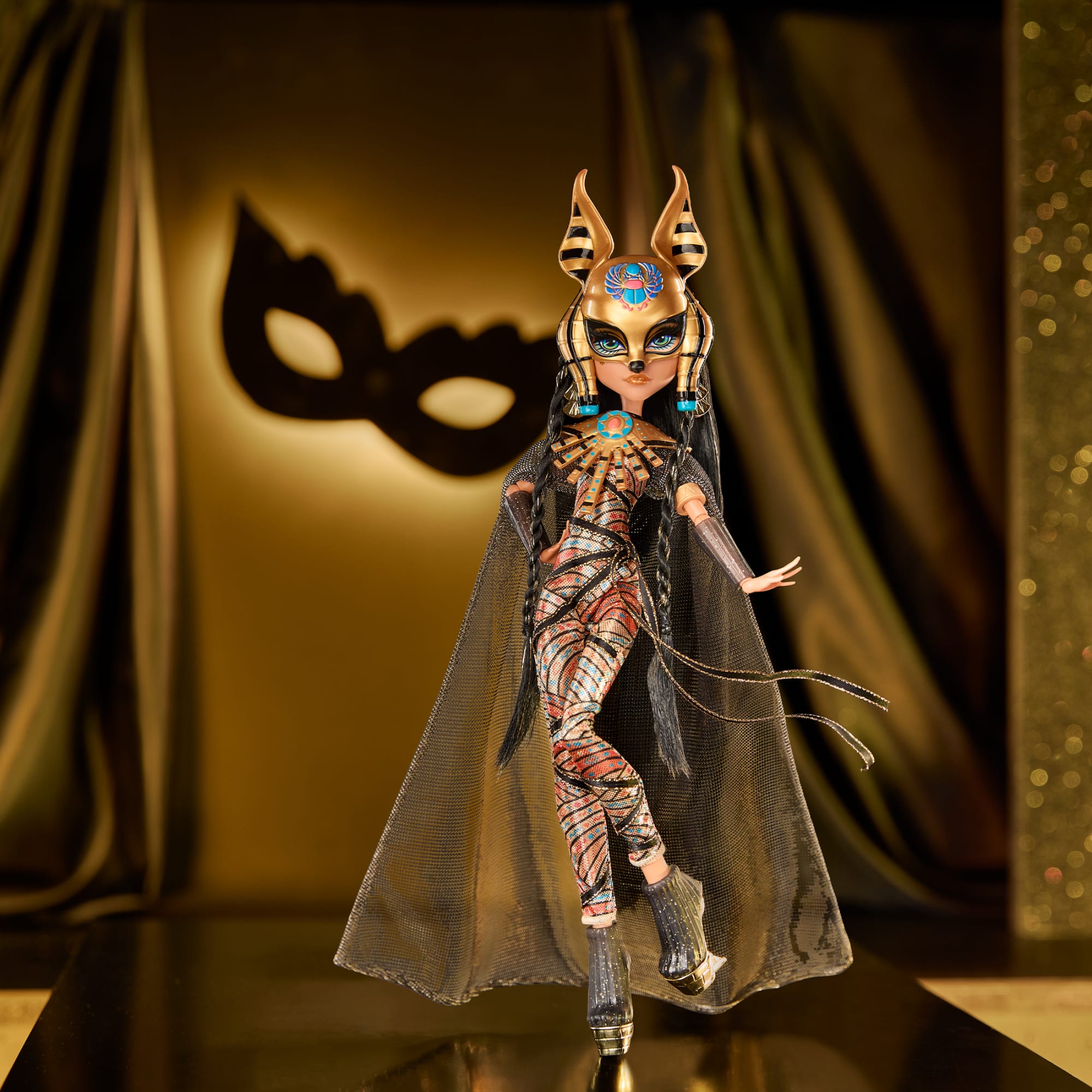 Monster High Haunt Couture Midnight Runway Cleo De Nile Doll - Image 2