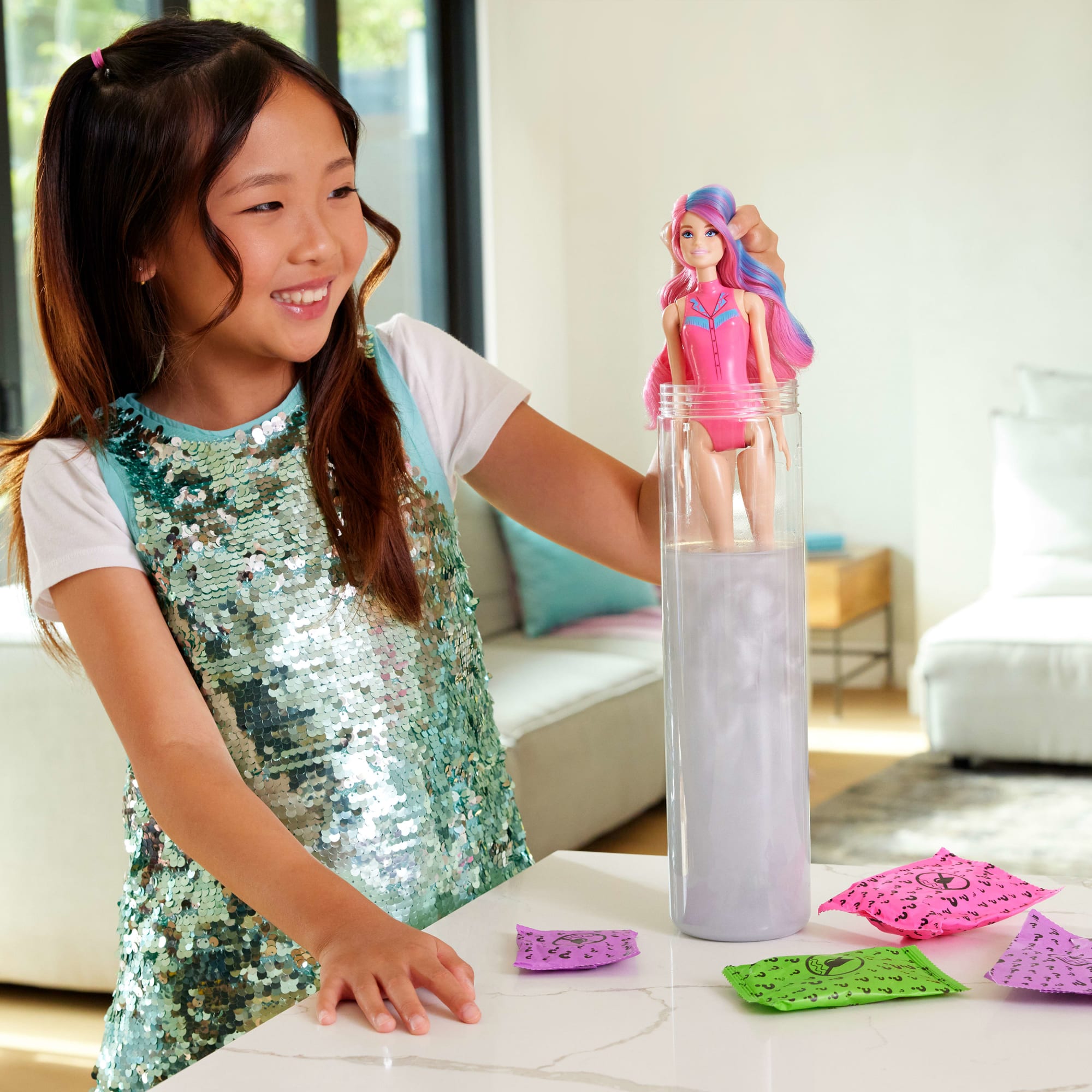Barbie Color Reveal Muñeca Moda Disco Sorpresa - Image 2