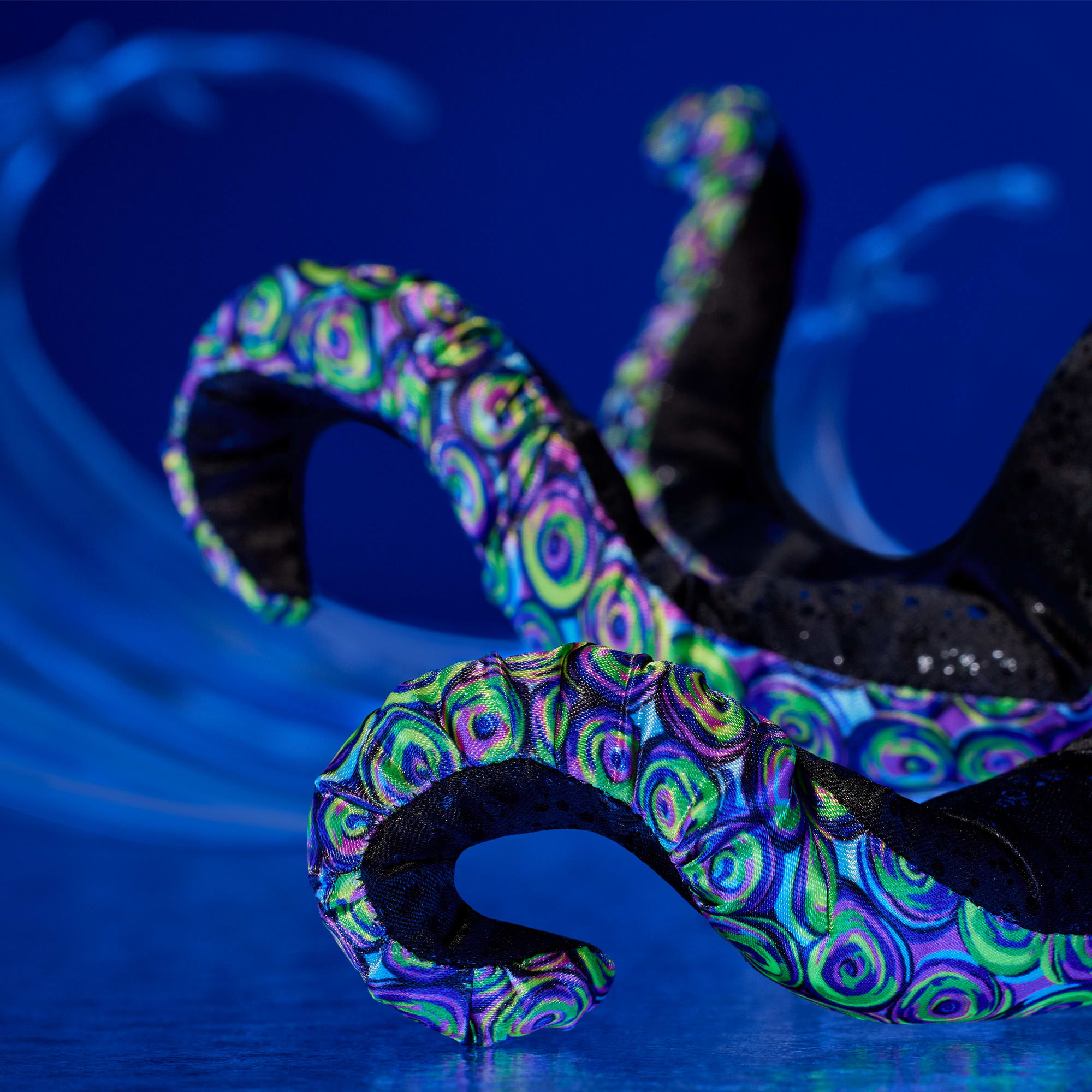 Darkness Descends Series Ursula Doll - Image 7