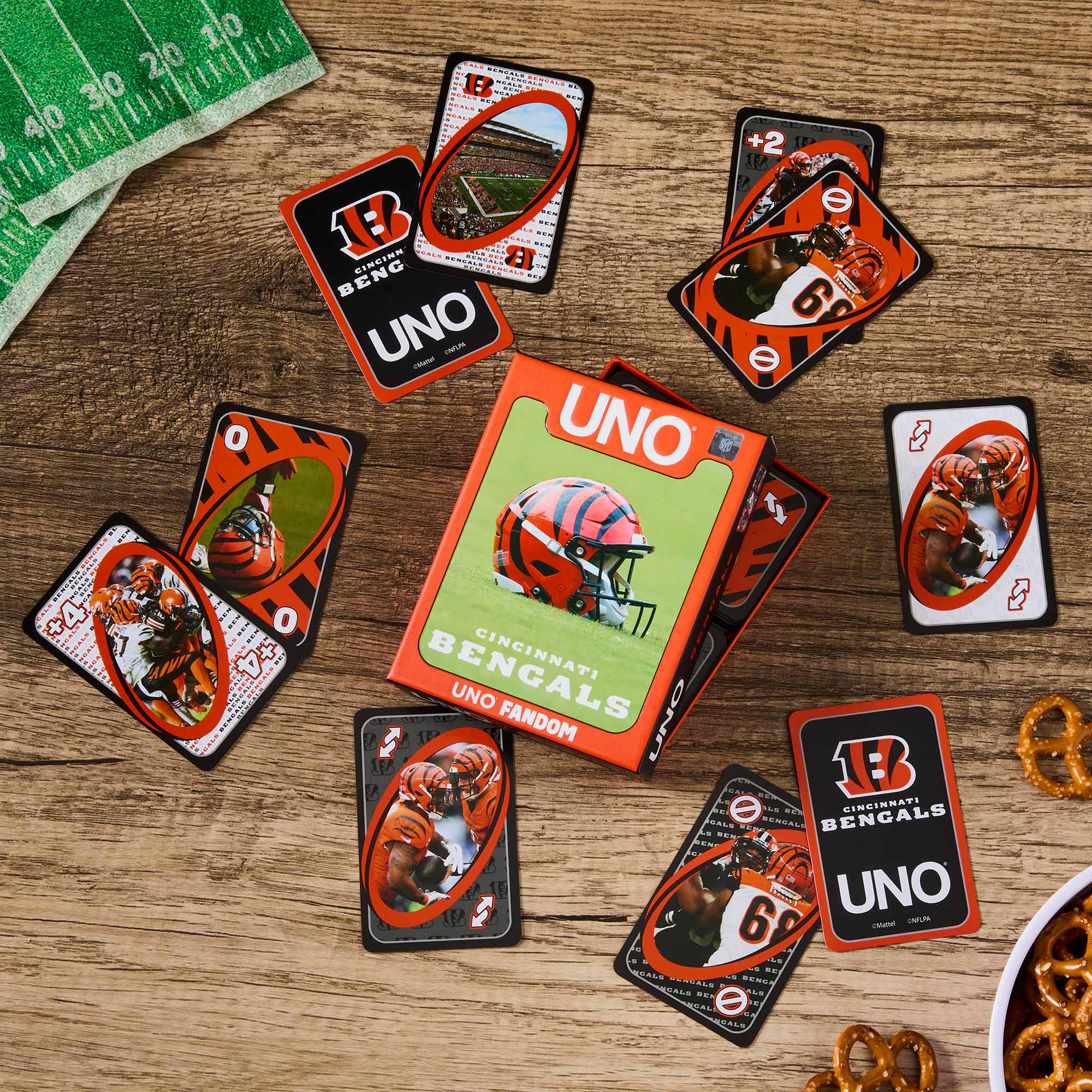 UNO Fandom NFL Cincinnati Bengals Game Deck - Image 3