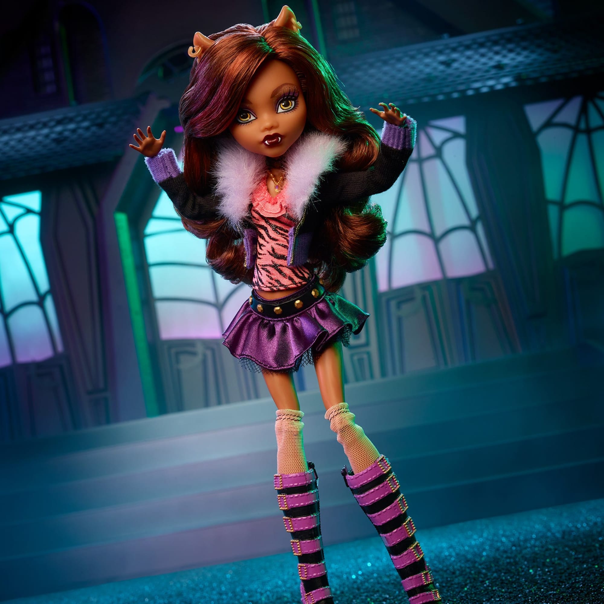Monster High Clawdeen Wolf Reproduction Doll - Image 2