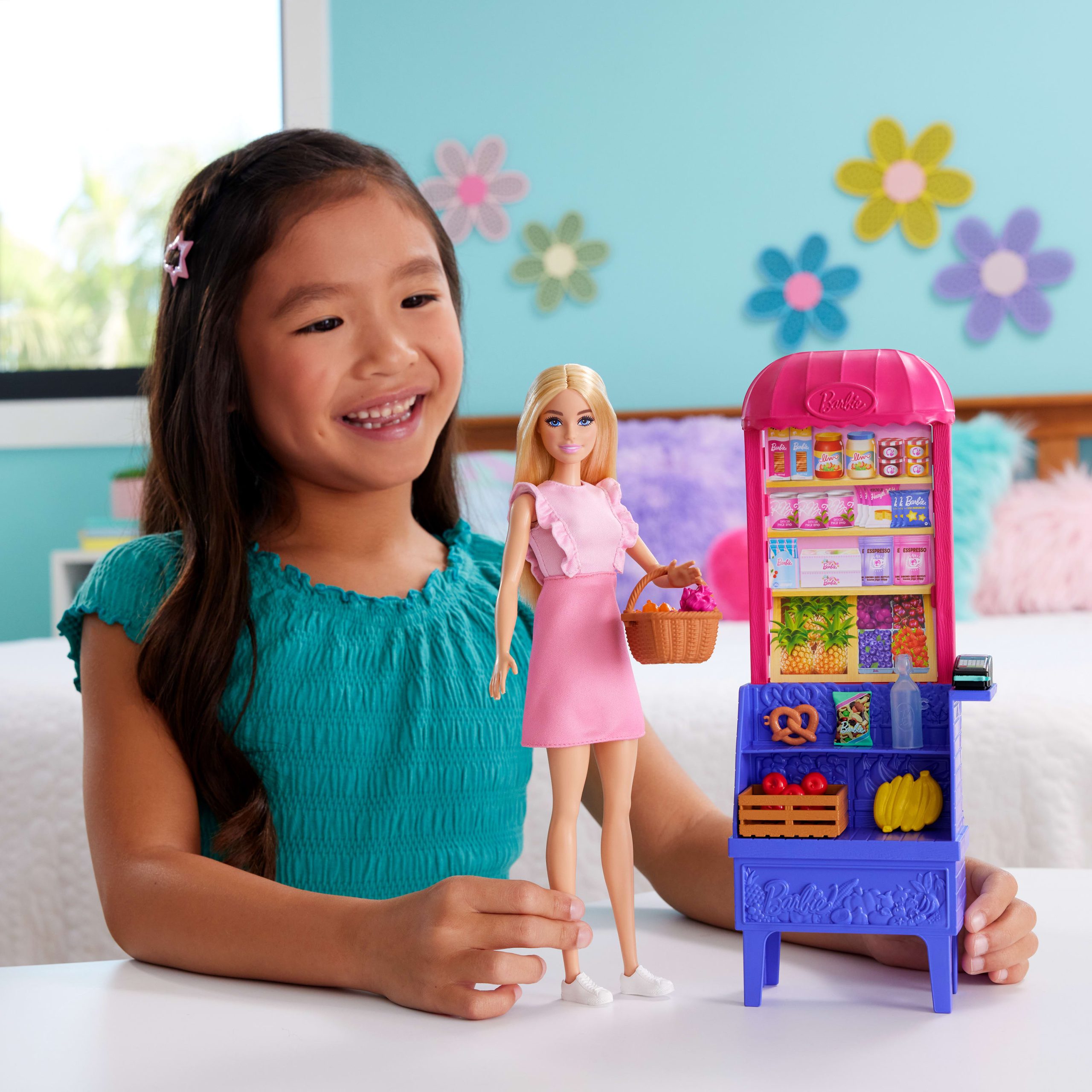 Barbie And Teresa Recipe For Friendship Malibu At The Market Doll & Playset With 11 Accessories - Image 2