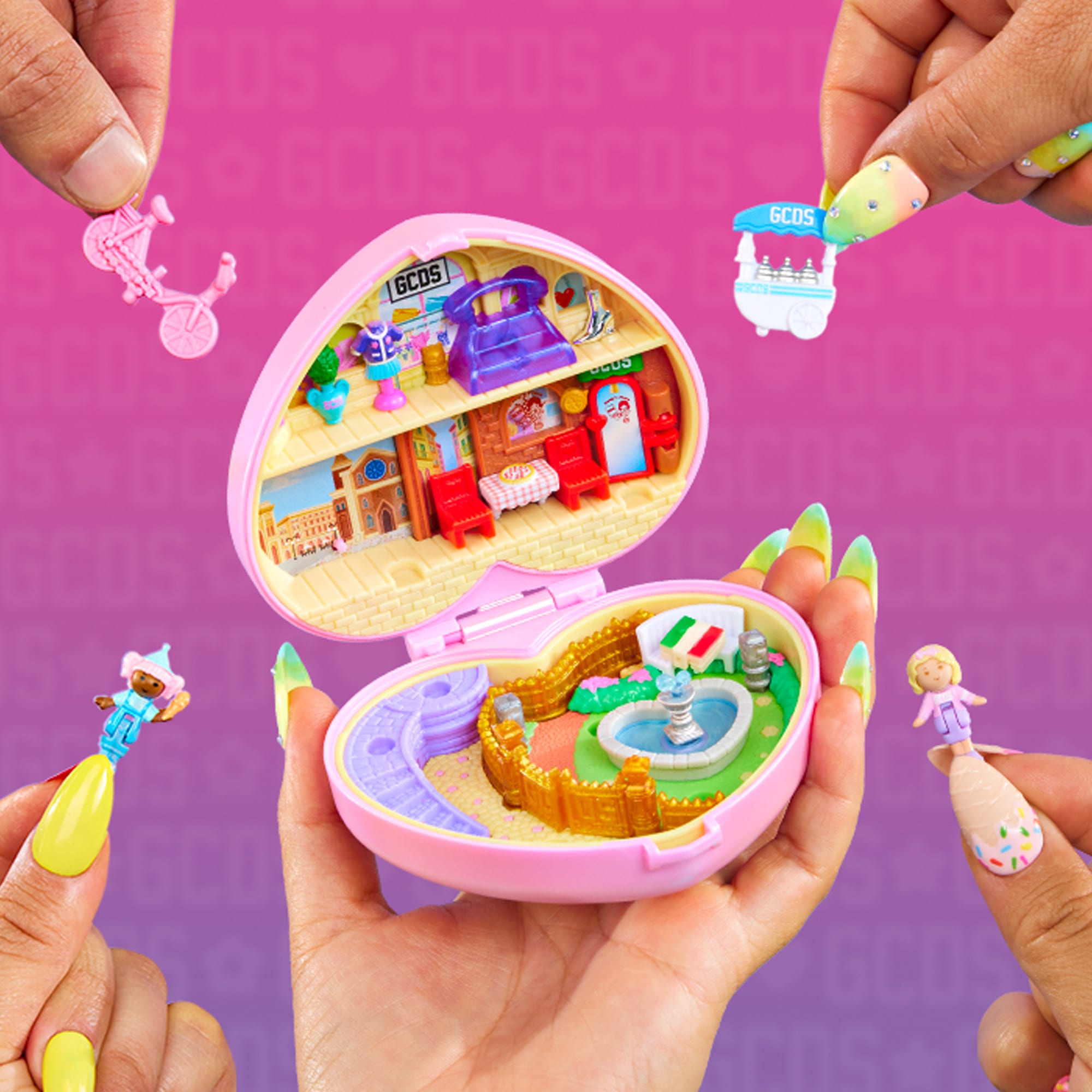 Polly Pocket x GCDS Compact - Image 3