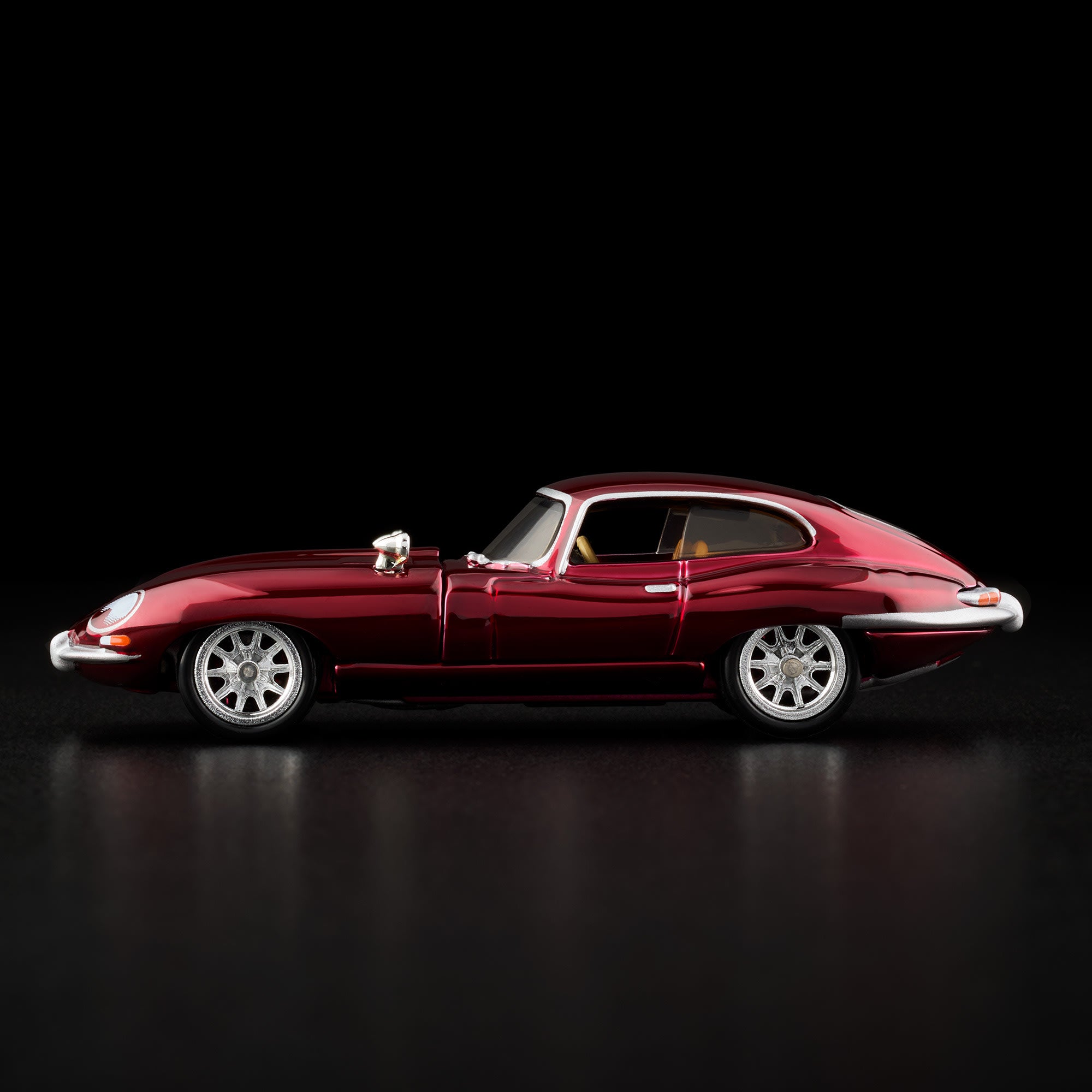 Hot Wheels RLC Exclusive 1964 Jaguar E-Type - Image 7