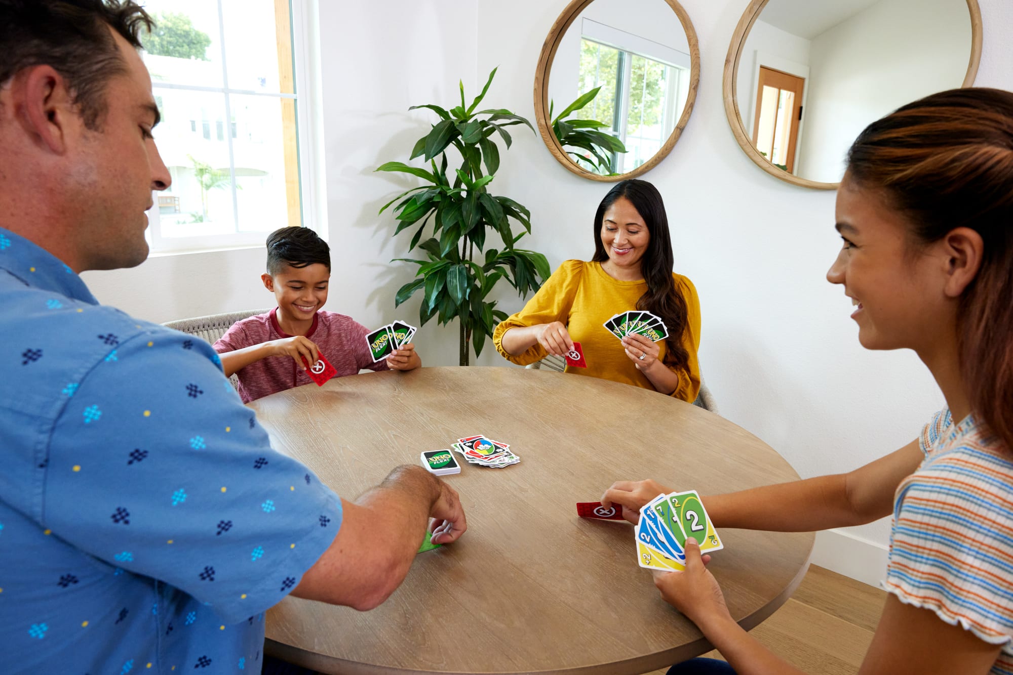 UNO Jogo de Cartas Flex - Image 2