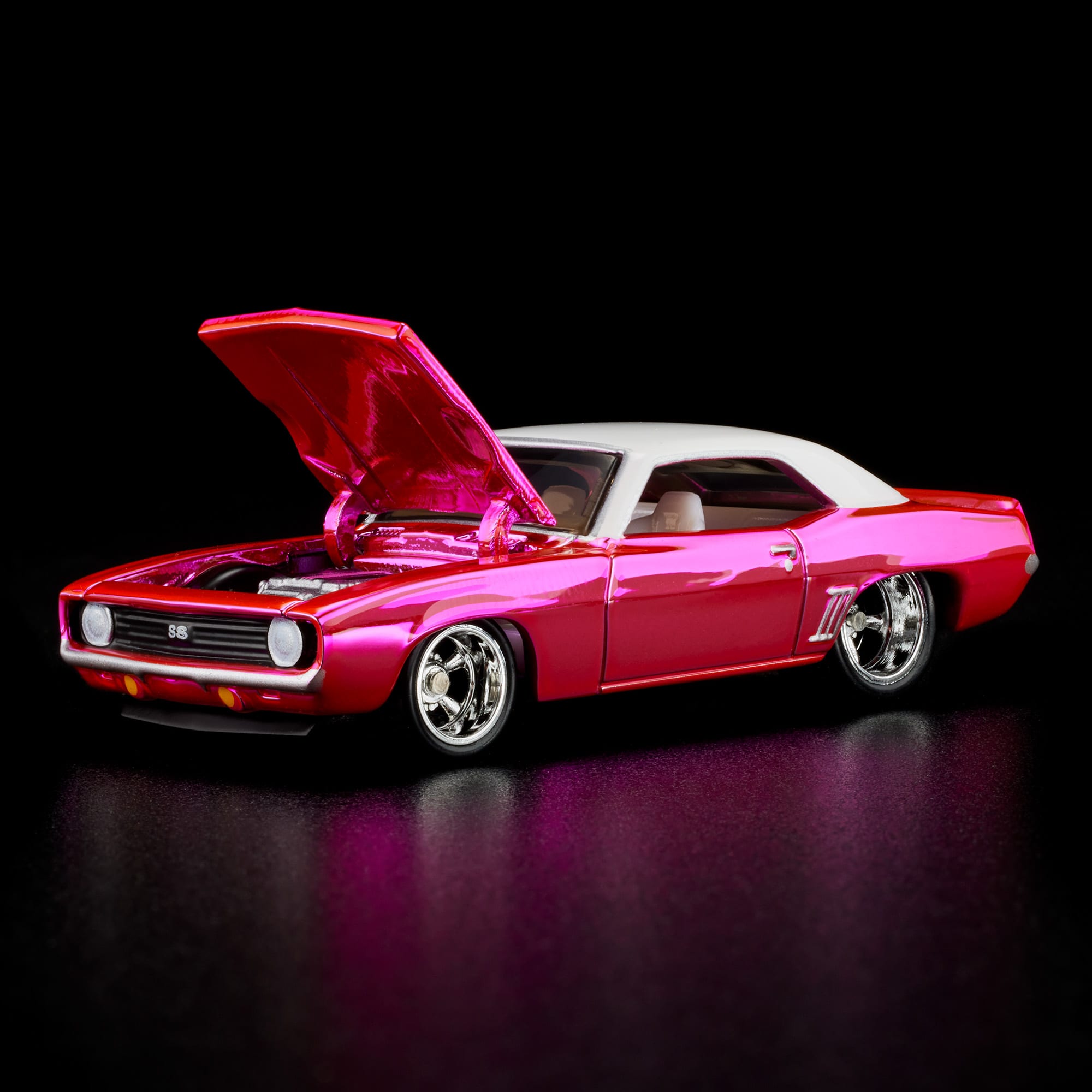 Hot Wheels RLC 1969 Chevy Camaro SS - Image 2