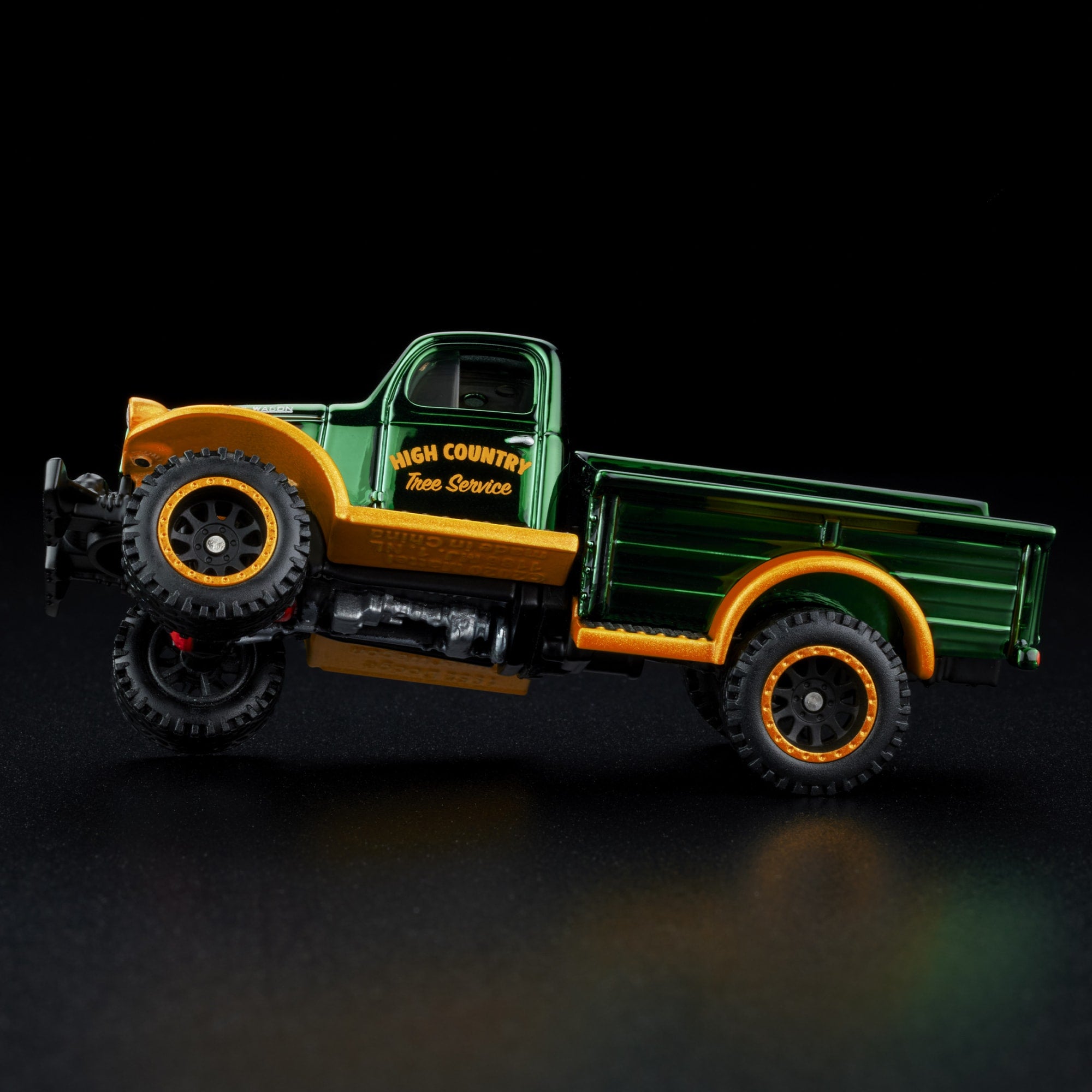 Hot Wheels RLC Exclusive Holiday 1952 Dodge Power-Wagon - Image 6
