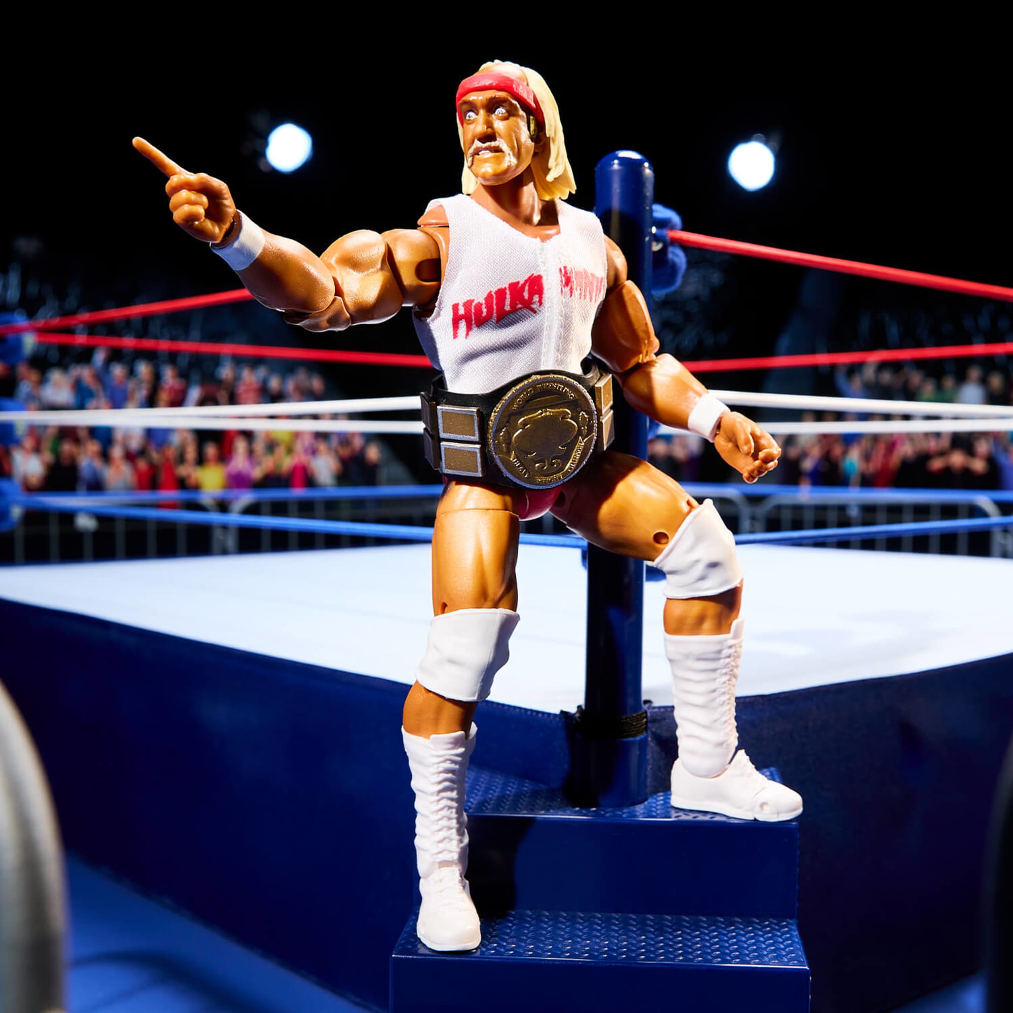 WWE Coliseum Collection Hulk Hogan & Terry Funk Ultimate Edition Figures - Image 10