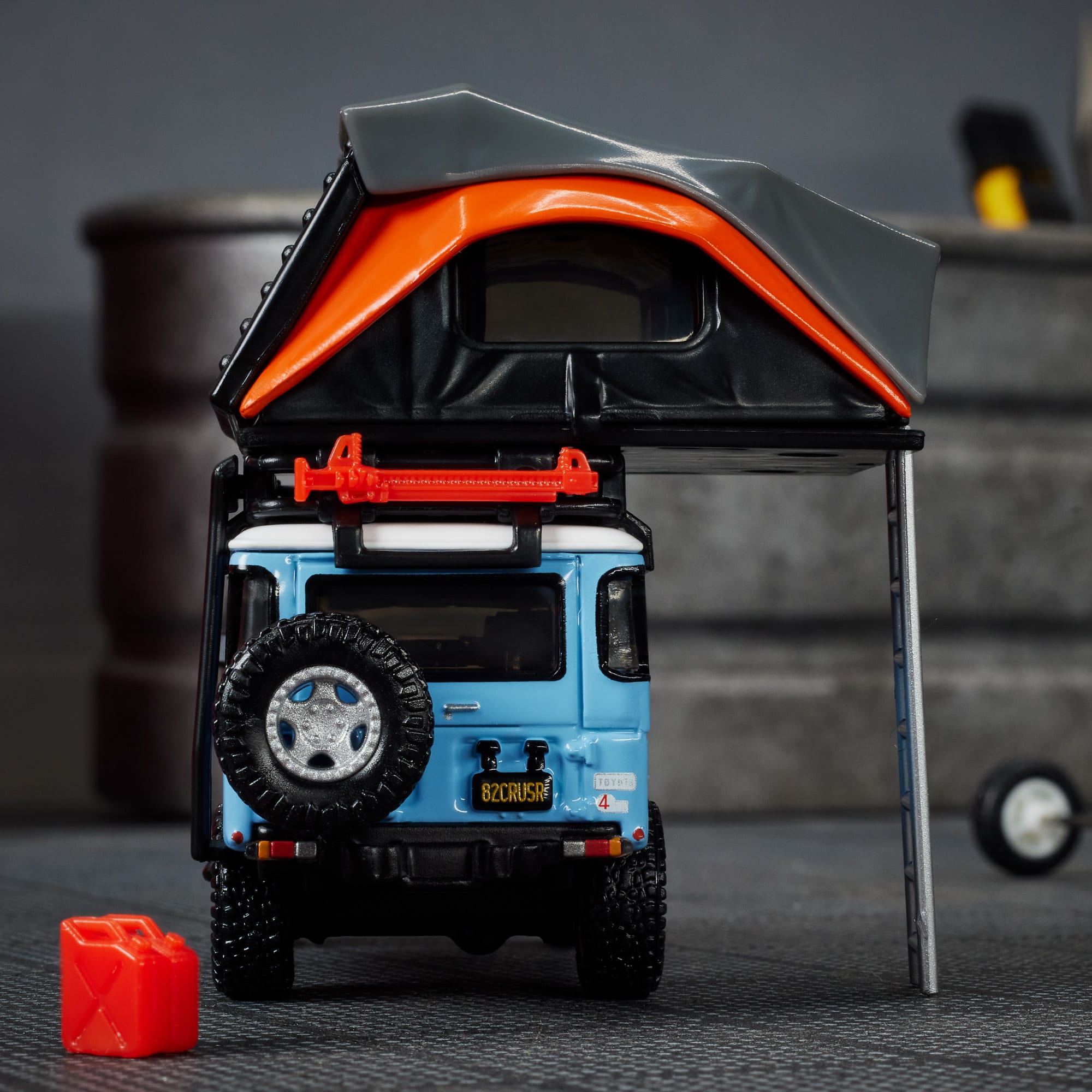 Hot Wheels Elite 64 Mod Shop 1982 Custom Toyota Land Cruiser FJ45 Troopy - Image 10