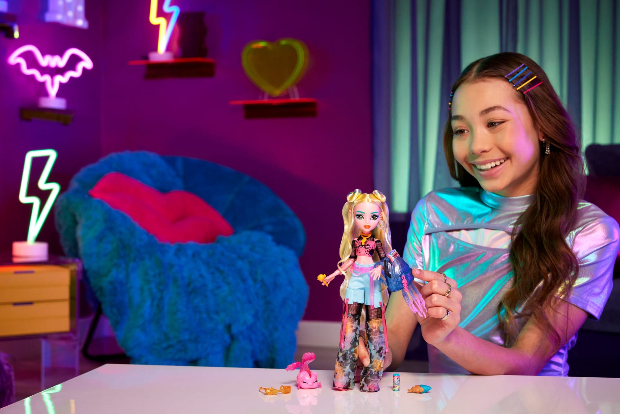 Monster High Muñeca Lagoona Nuevo Look - Image 2