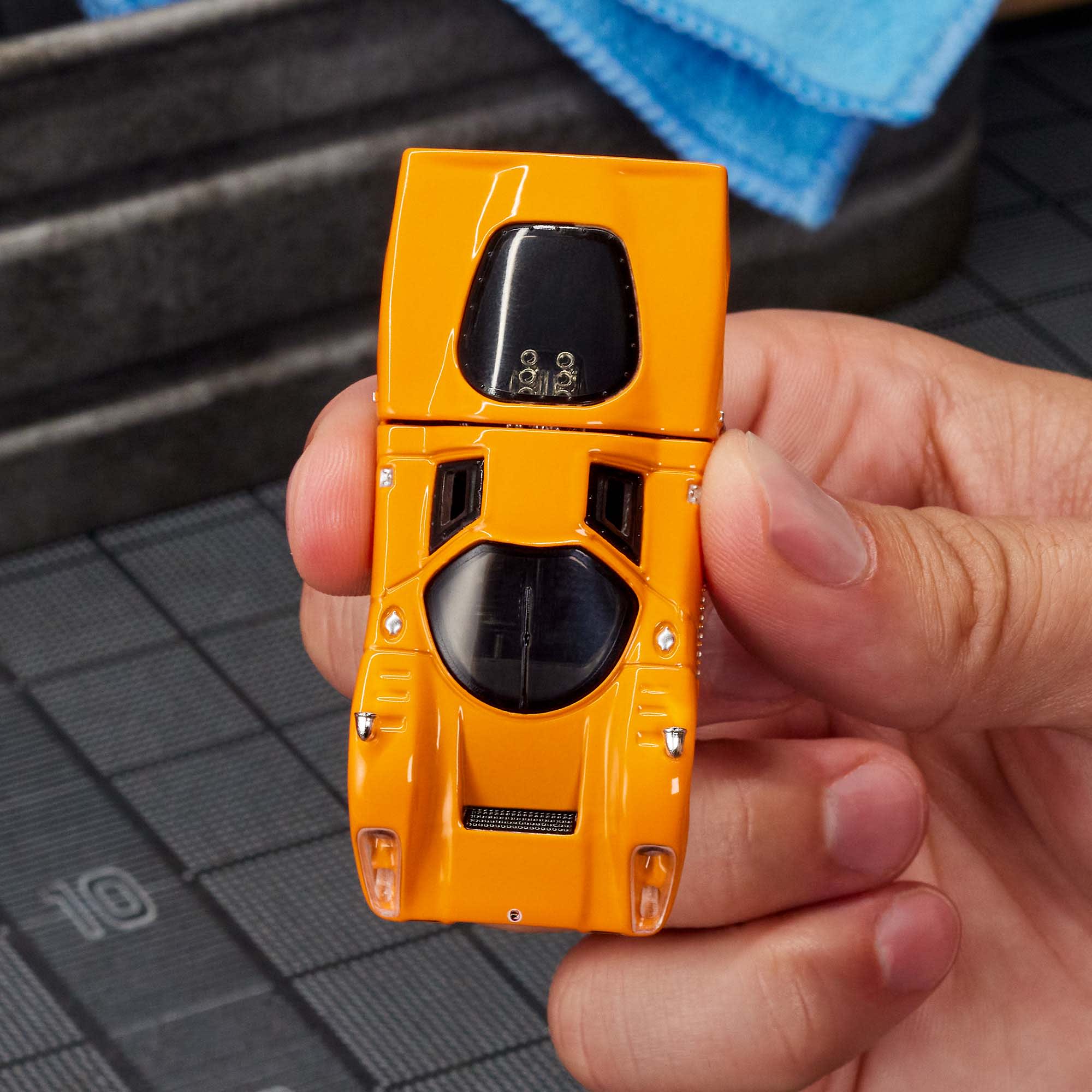 Hot Wheels Elite 64 McLaren M6GT - Image 16
