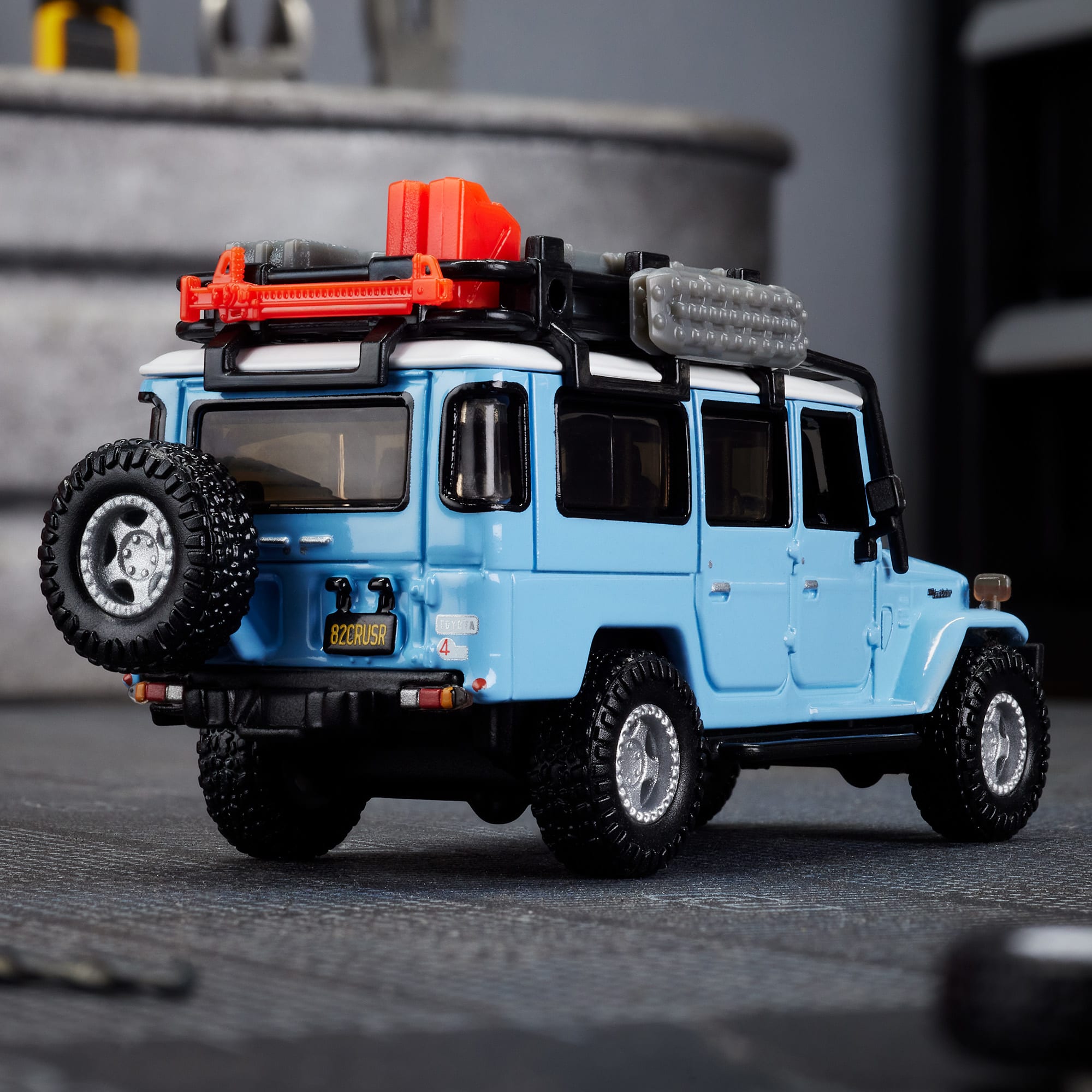 Hot Wheels Elite 64 Mod Shop 1982 Custom Toyota Land Cruiser FJ45 Troopy - Image 15