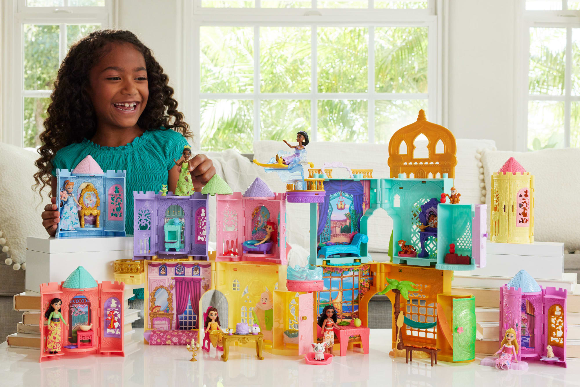 Princesses Disney Tourelle Surprise Petite Poupée. 5 Surprises - Image 2