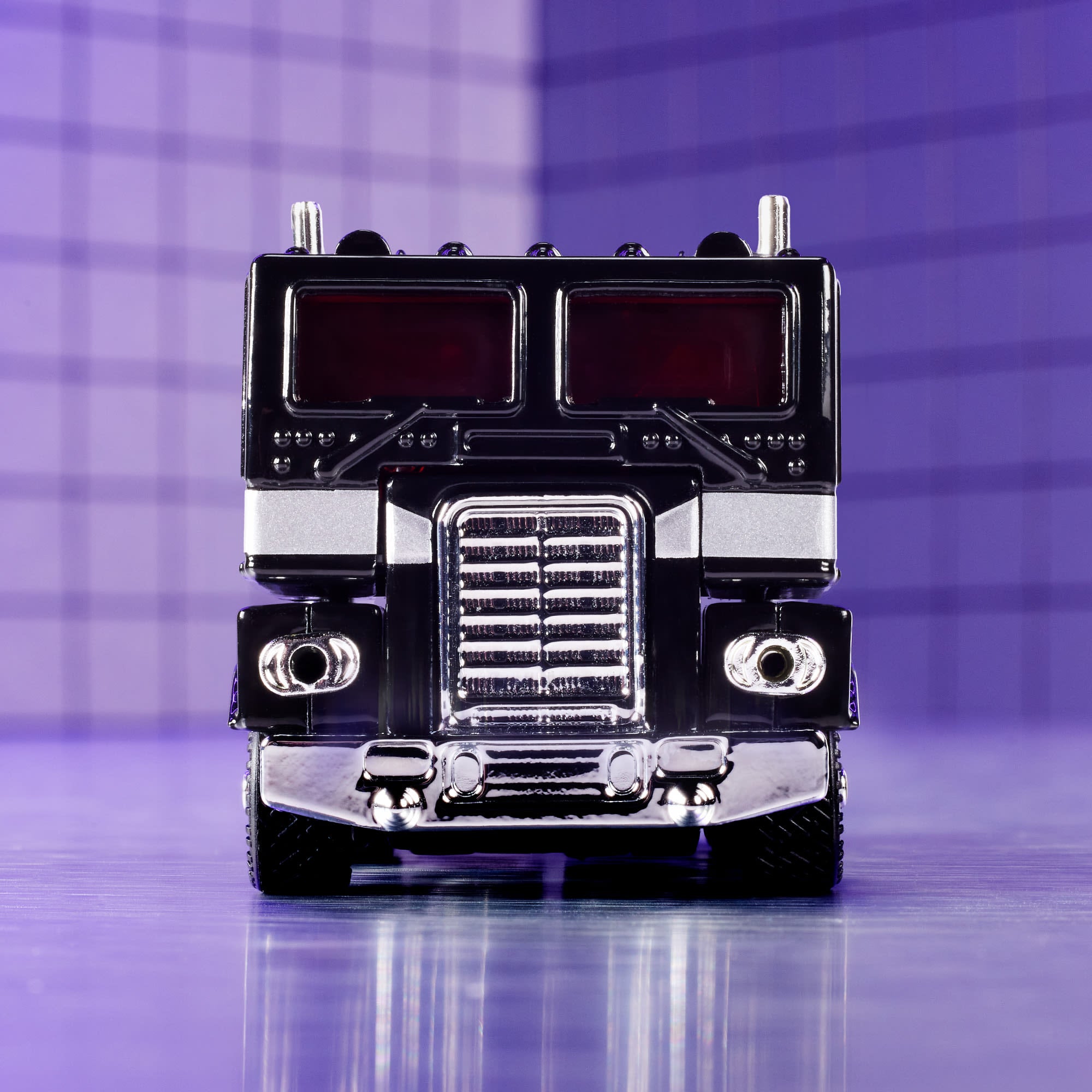 Hot Wheels Transformers Nemesis Prime - Image 5