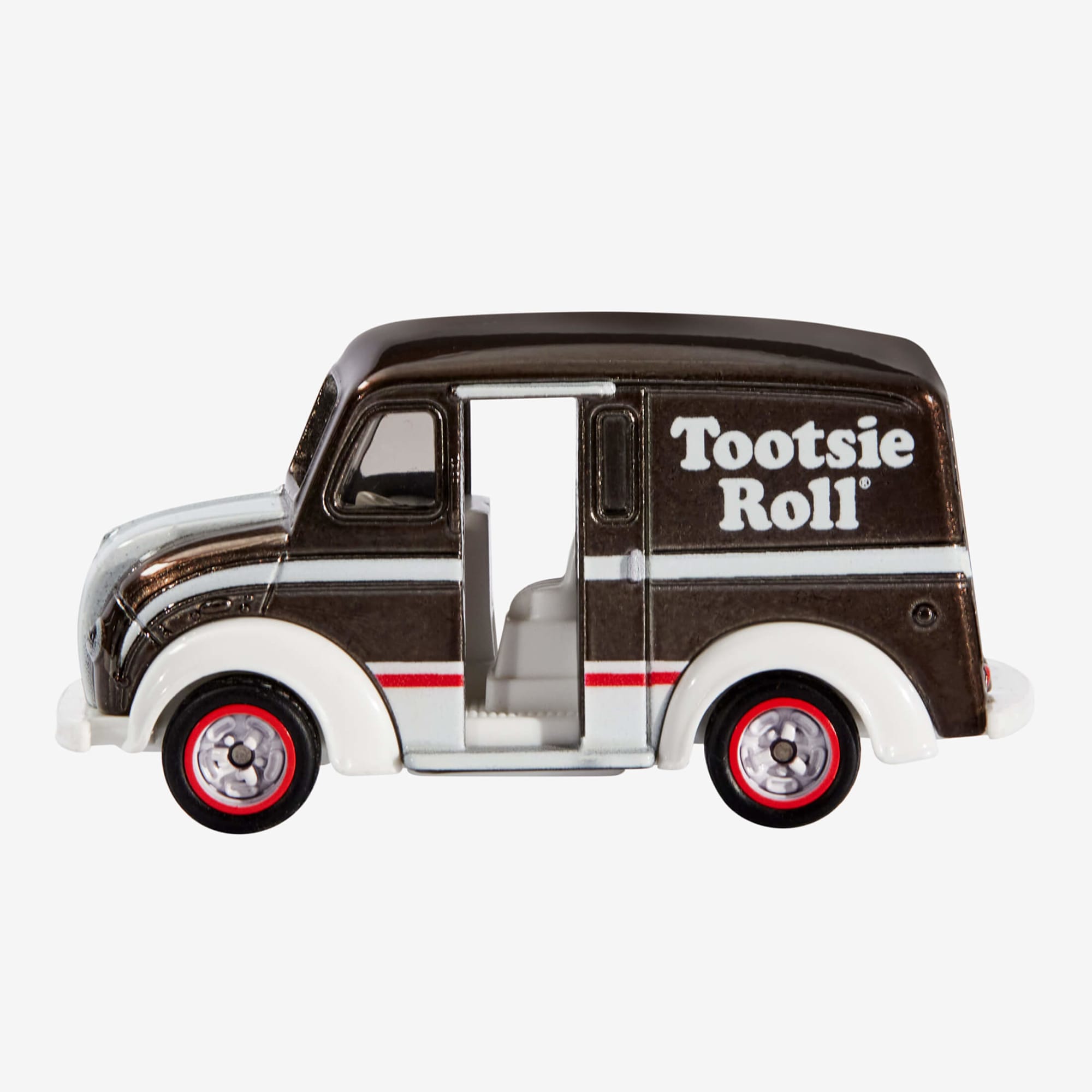 Matchbox Tootsie Roll Divco Milk Truck - Image 8