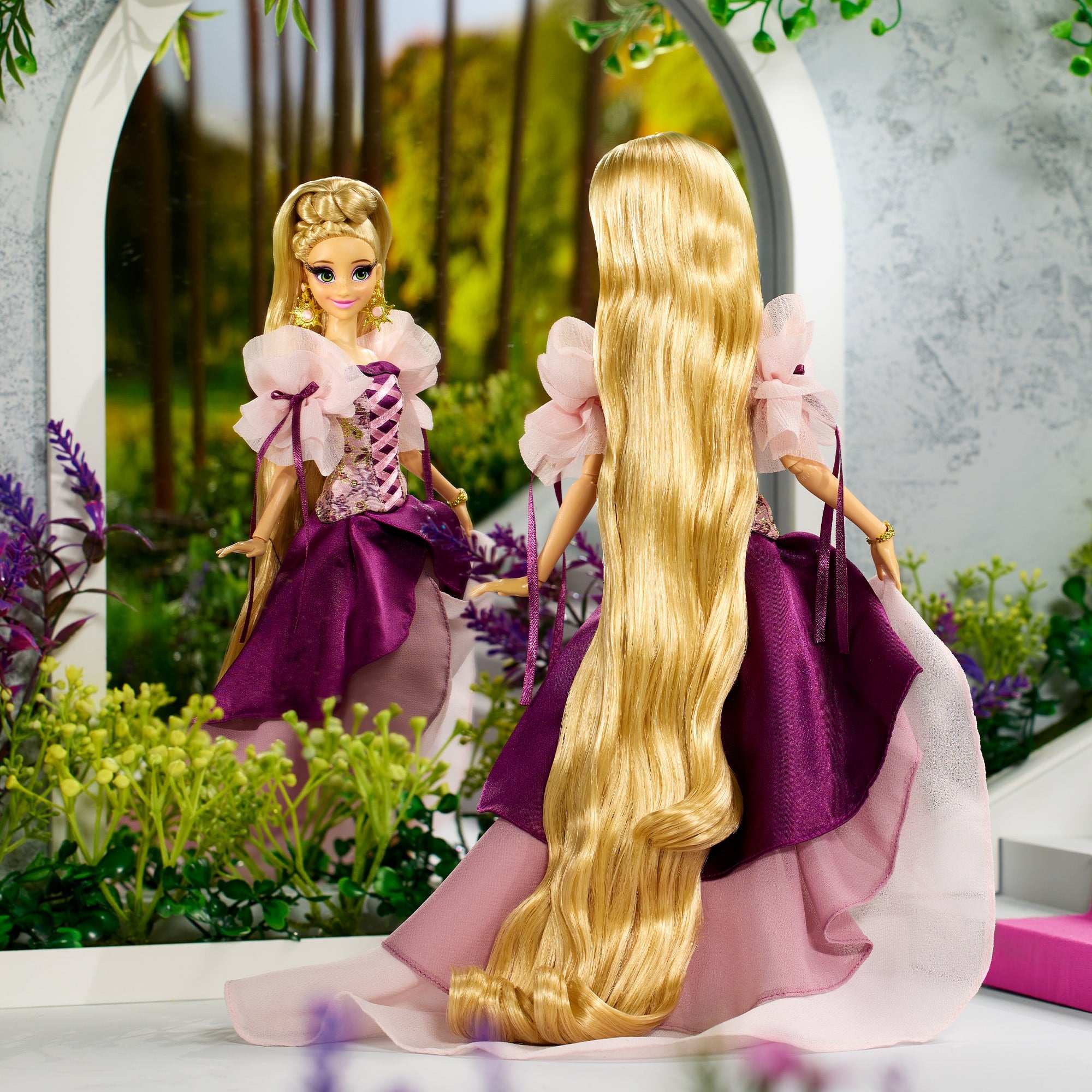 Enchanted Elegance Collection Rapunzel Doll - Image 2
