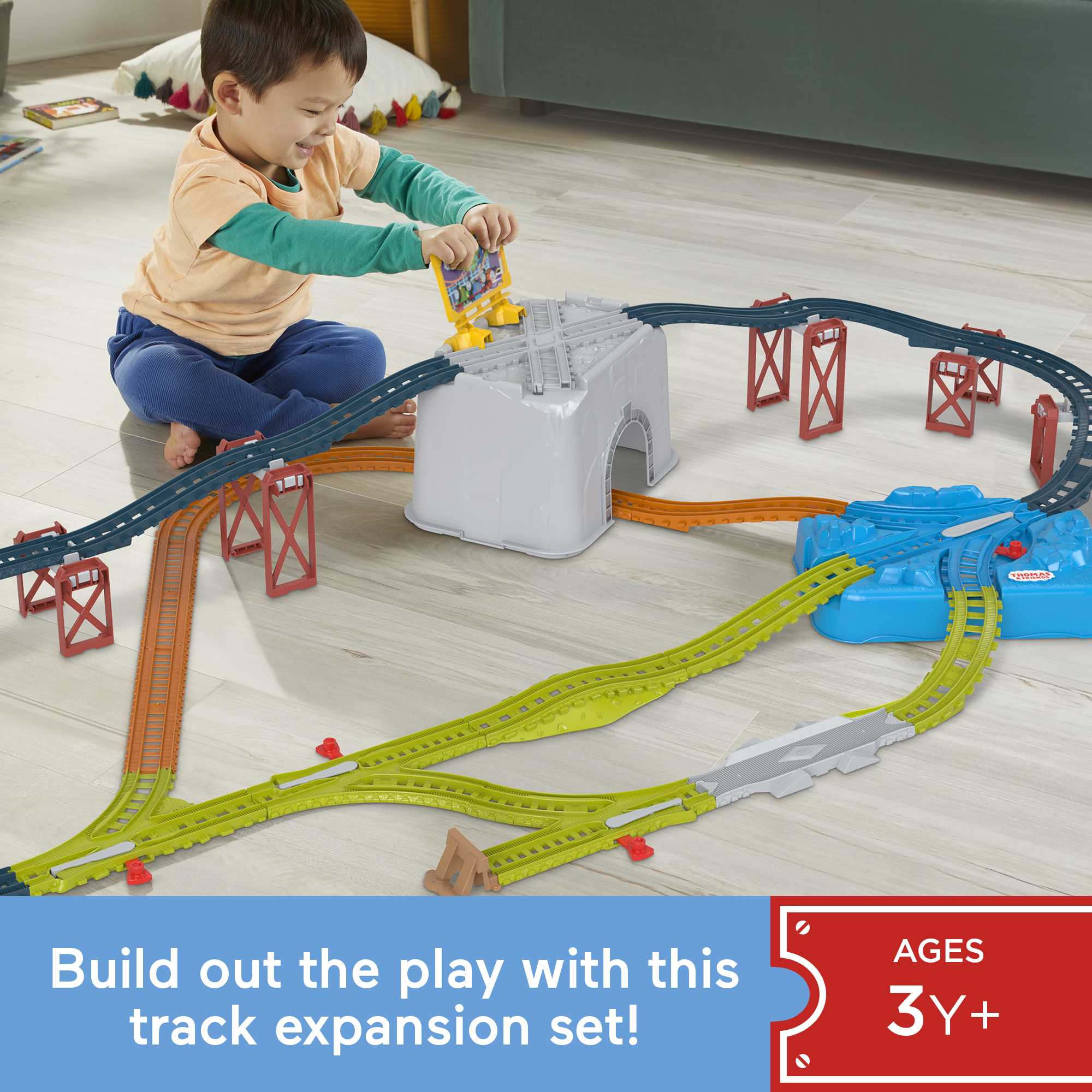 Thomas & Friends Train Tracks Set. Connect & Build Track Bucket. 34-Piece Preschool Toy - Image 2