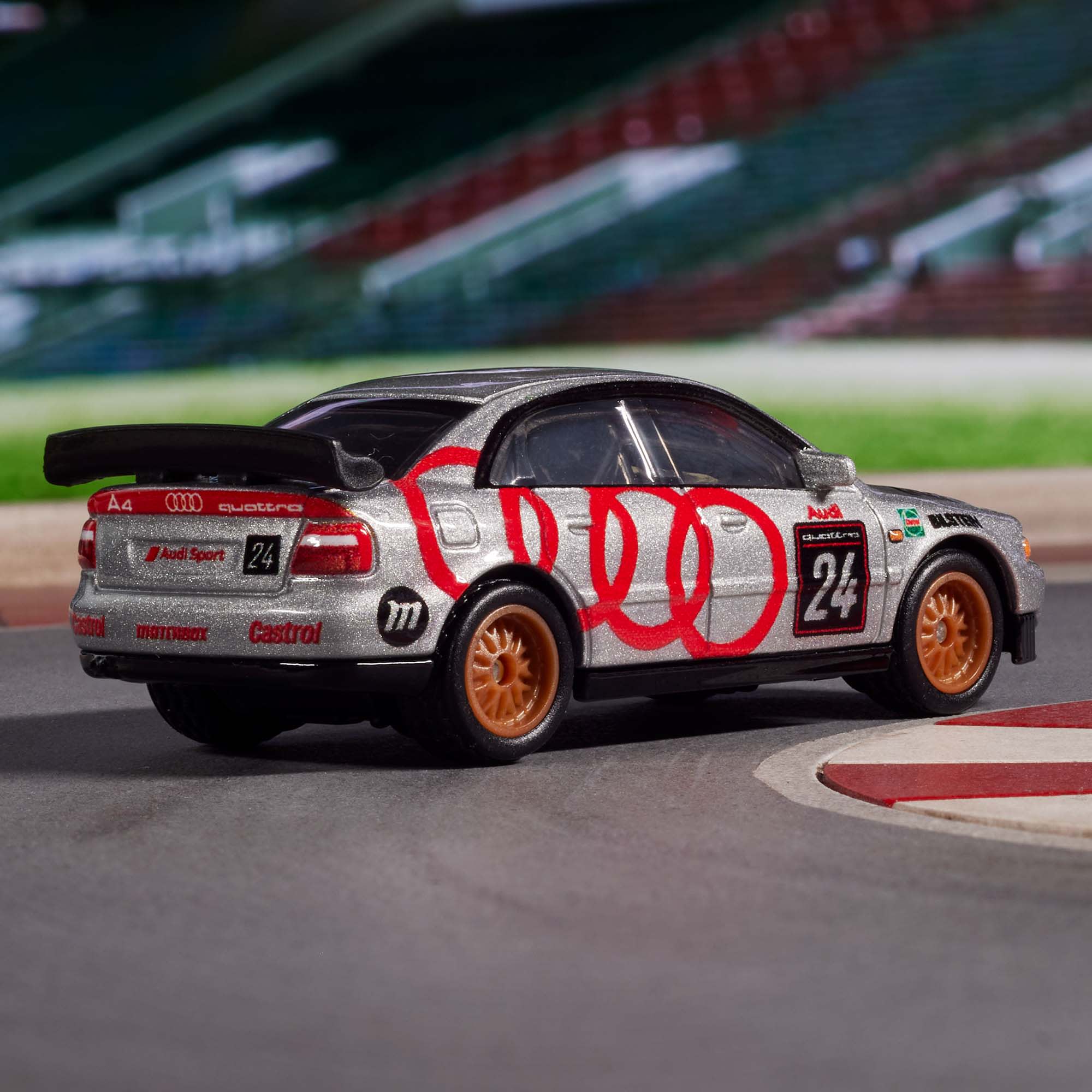 Matchbox 1996 Audi A4 Super Touring - Image 3