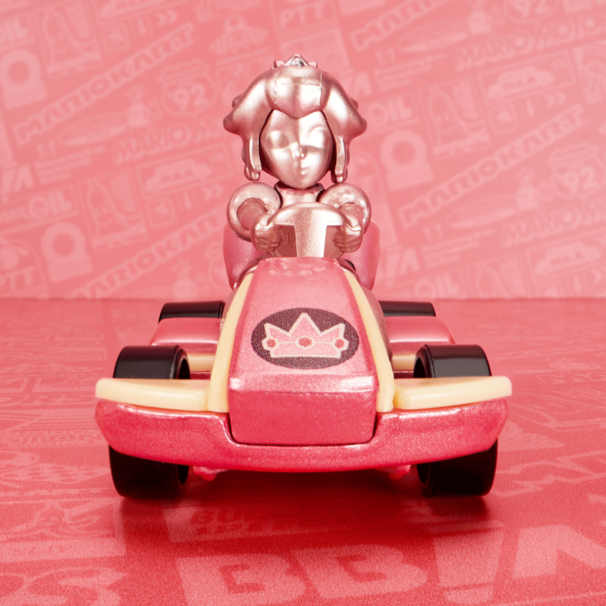 Hot Wheels Mario Kart Pink Gold Peach Collectible Vehicle - Image 4