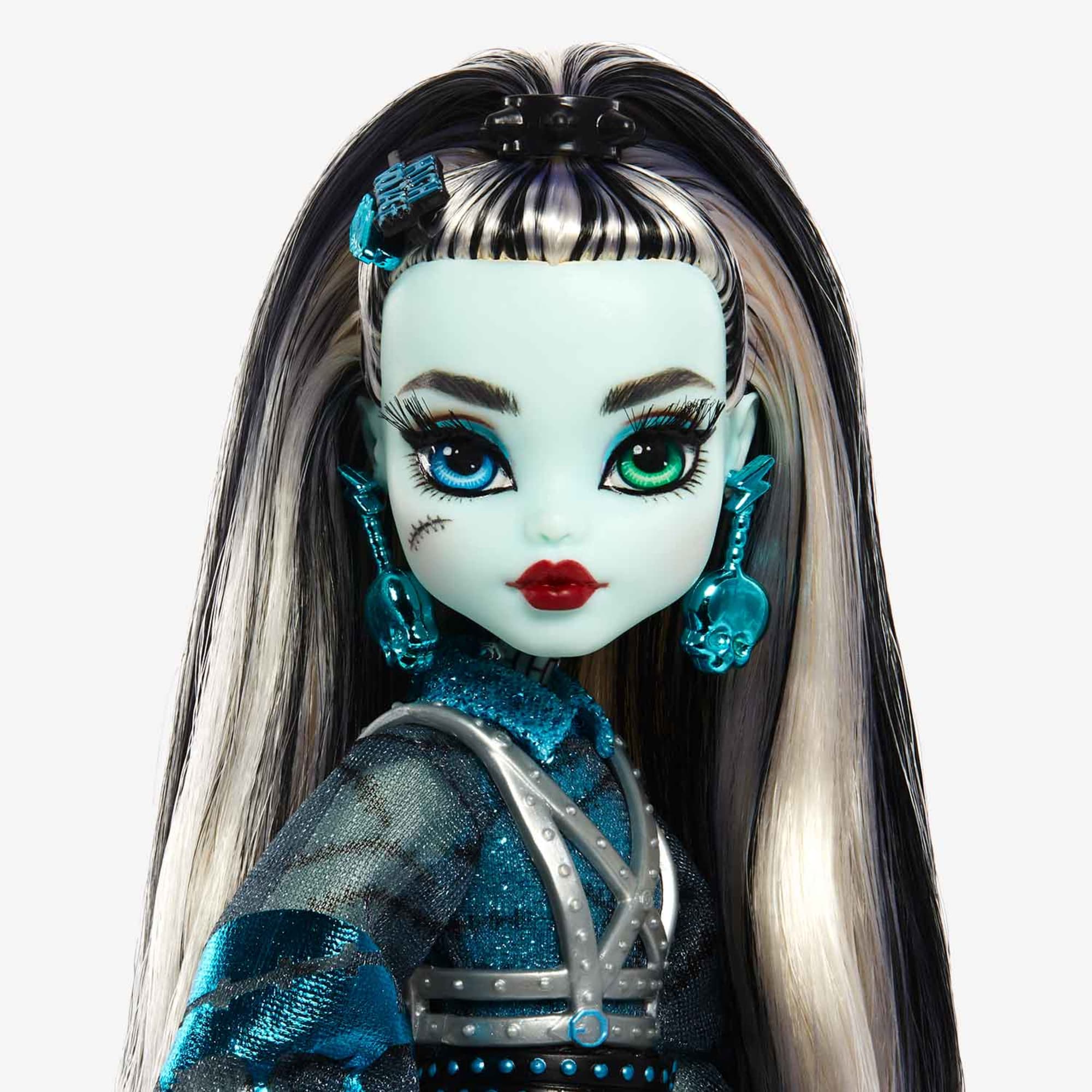 Monster High Haunt Couture Frankie Stein Doll - Image 2