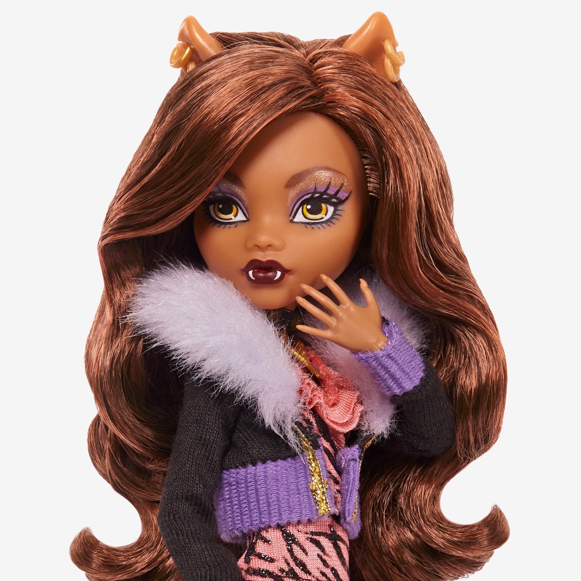 Monster High Clawdeen Wolf Reproduction Doll - Image 4