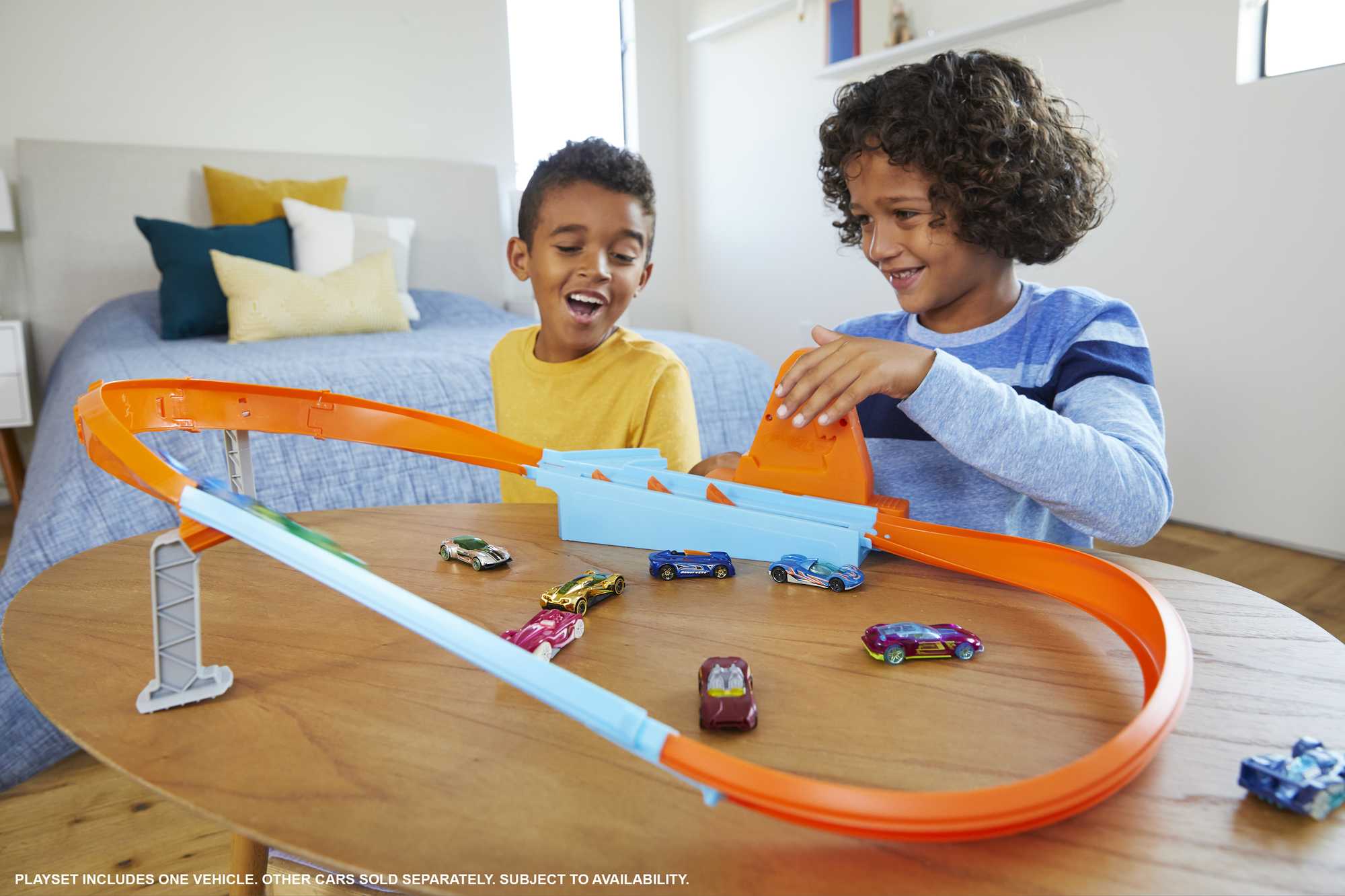Hot Wheels Rapid Raceway Champion Play Set - Image 2